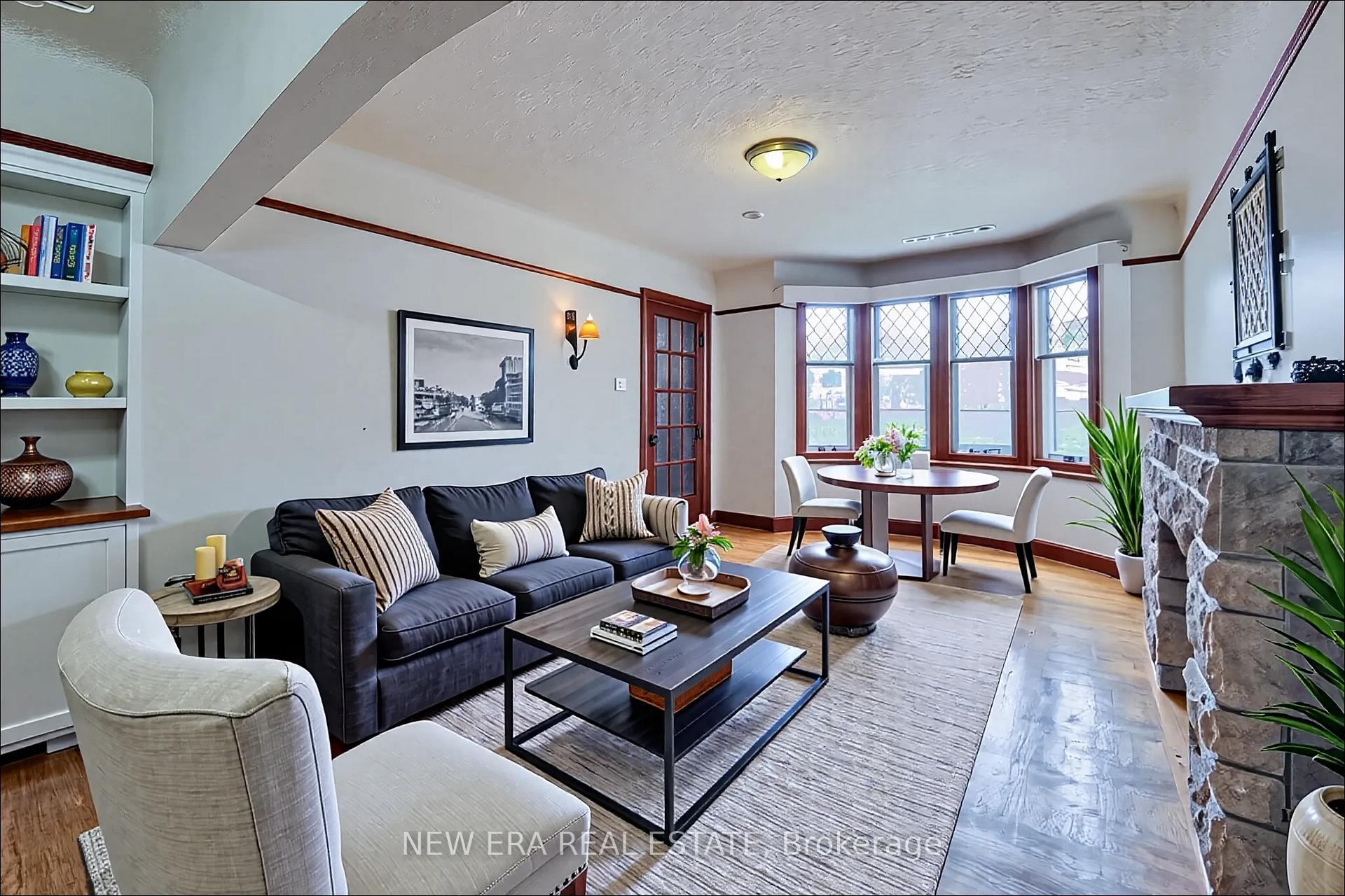 Photo 12 of 107 Haddon Avenue S, Hamilton, Ainslie Wood — HOMEH
