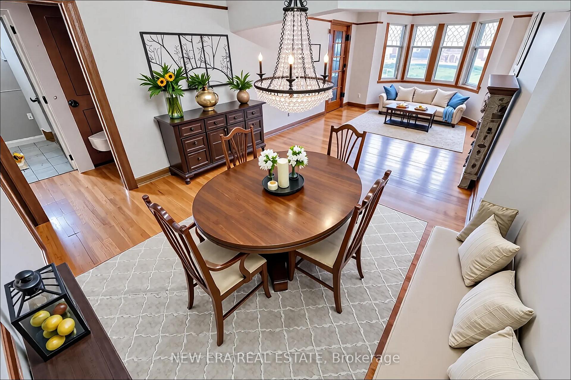 Photo 17 of 107 Haddon Avenue S, Hamilton, Ainslie Wood — HOMEH