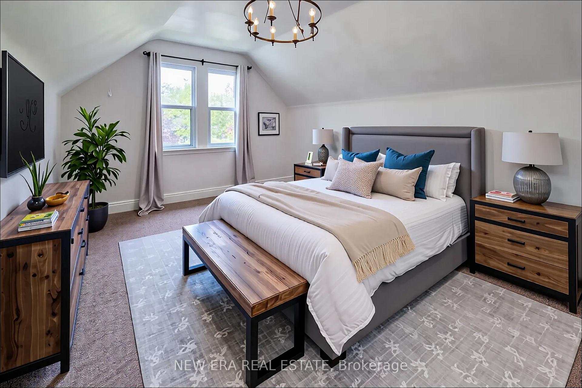 Photo 36 of 107 Haddon Avenue S, Hamilton, Ainslie Wood — HOMEH