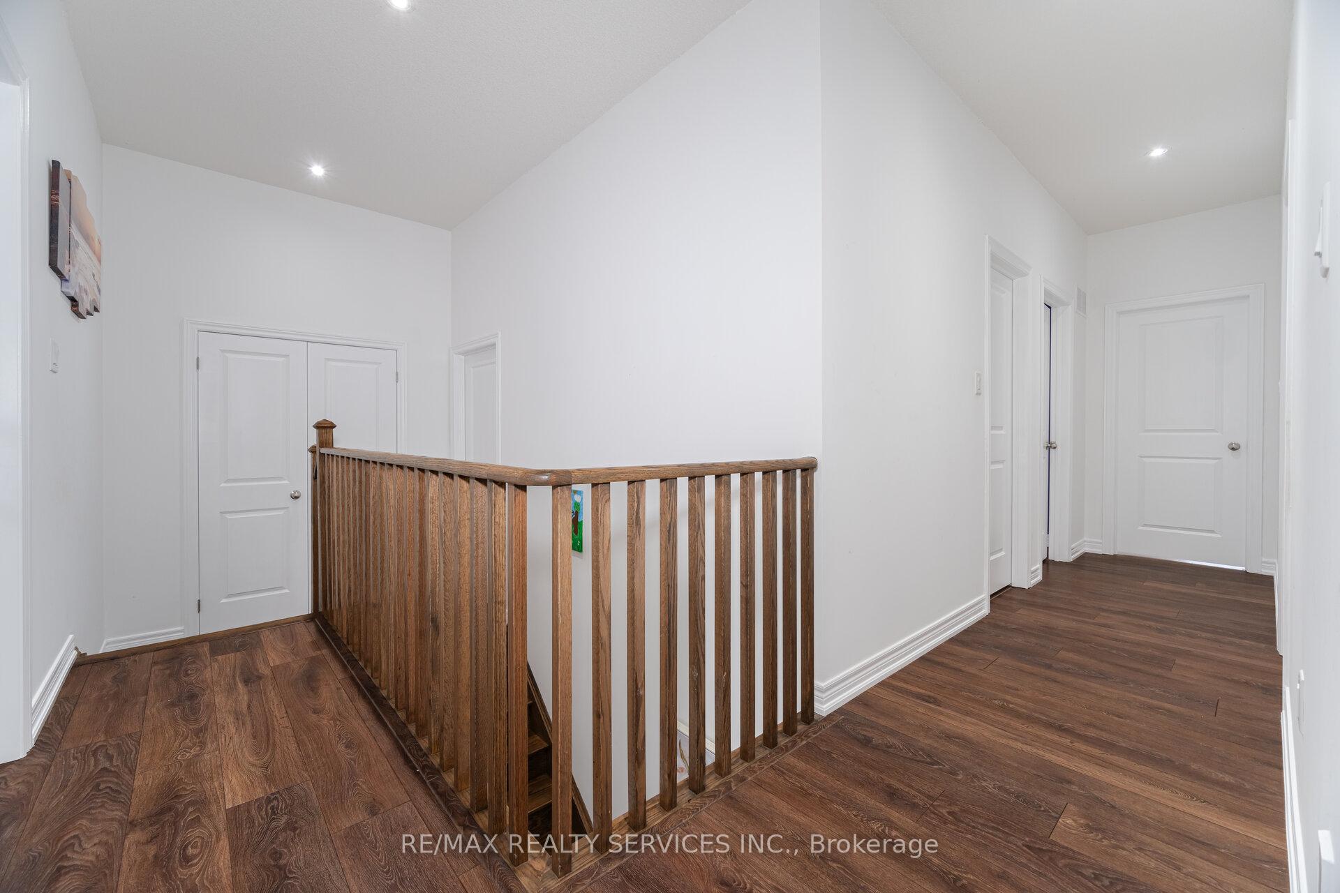 Photo 18 of 17 Boathouse Road, Brampton, Northwest Brampton — HOMEH