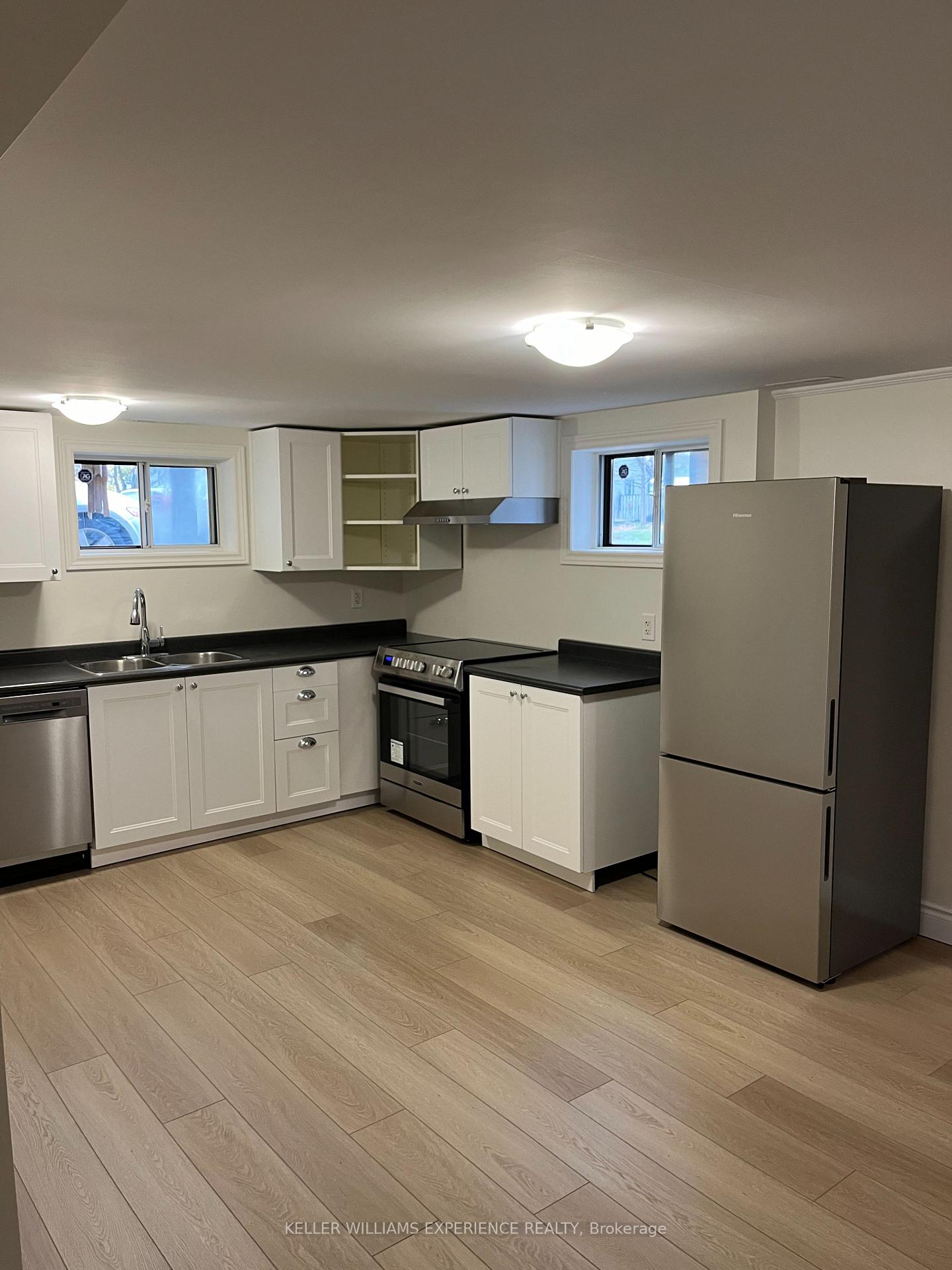 Photo 2 of 68 Campbell Avenue, Barrie, Allandale — HOMEH