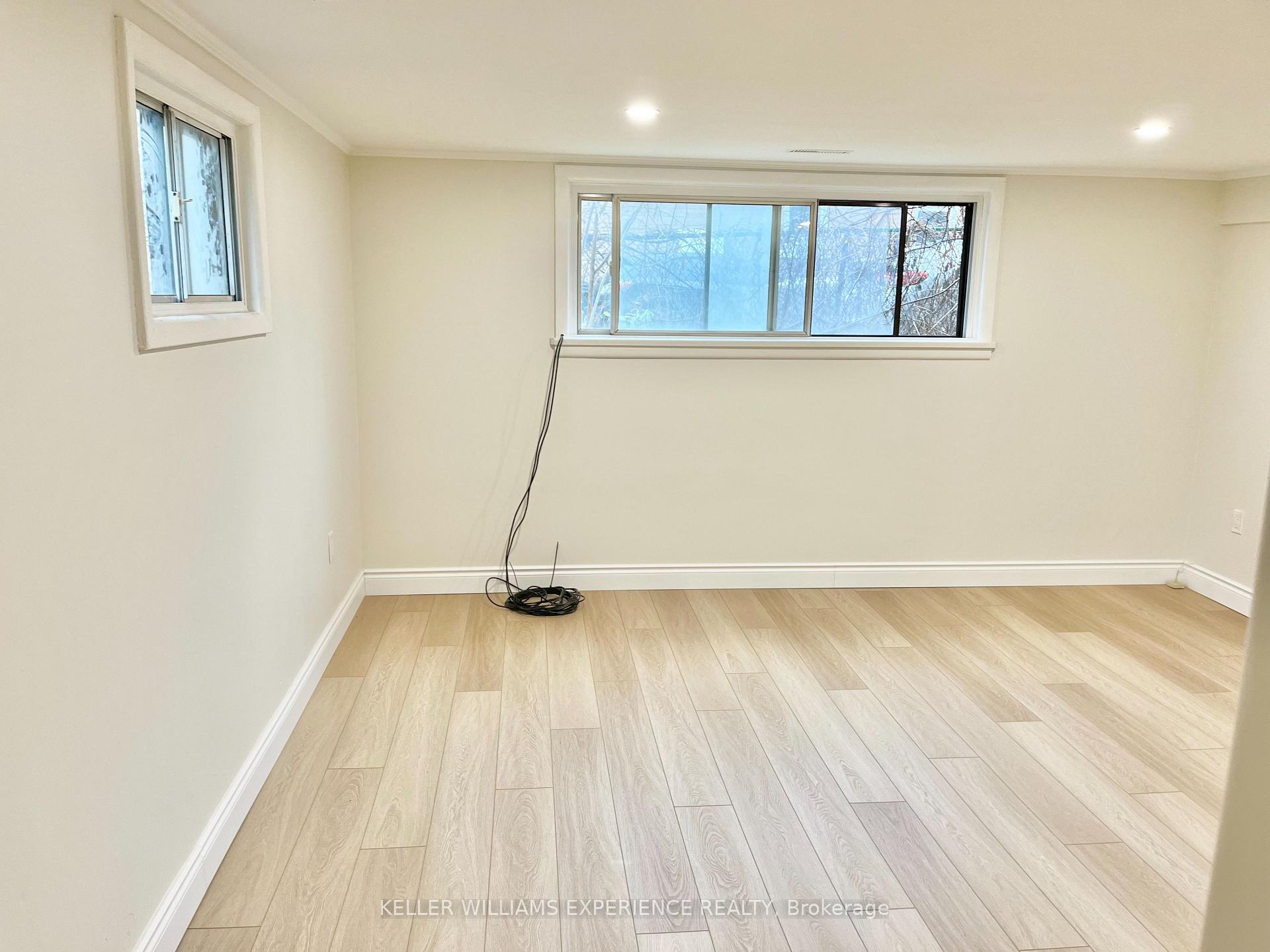 Photo 7 of 68 Campbell Avenue, Barrie, Allandale — HOMEH