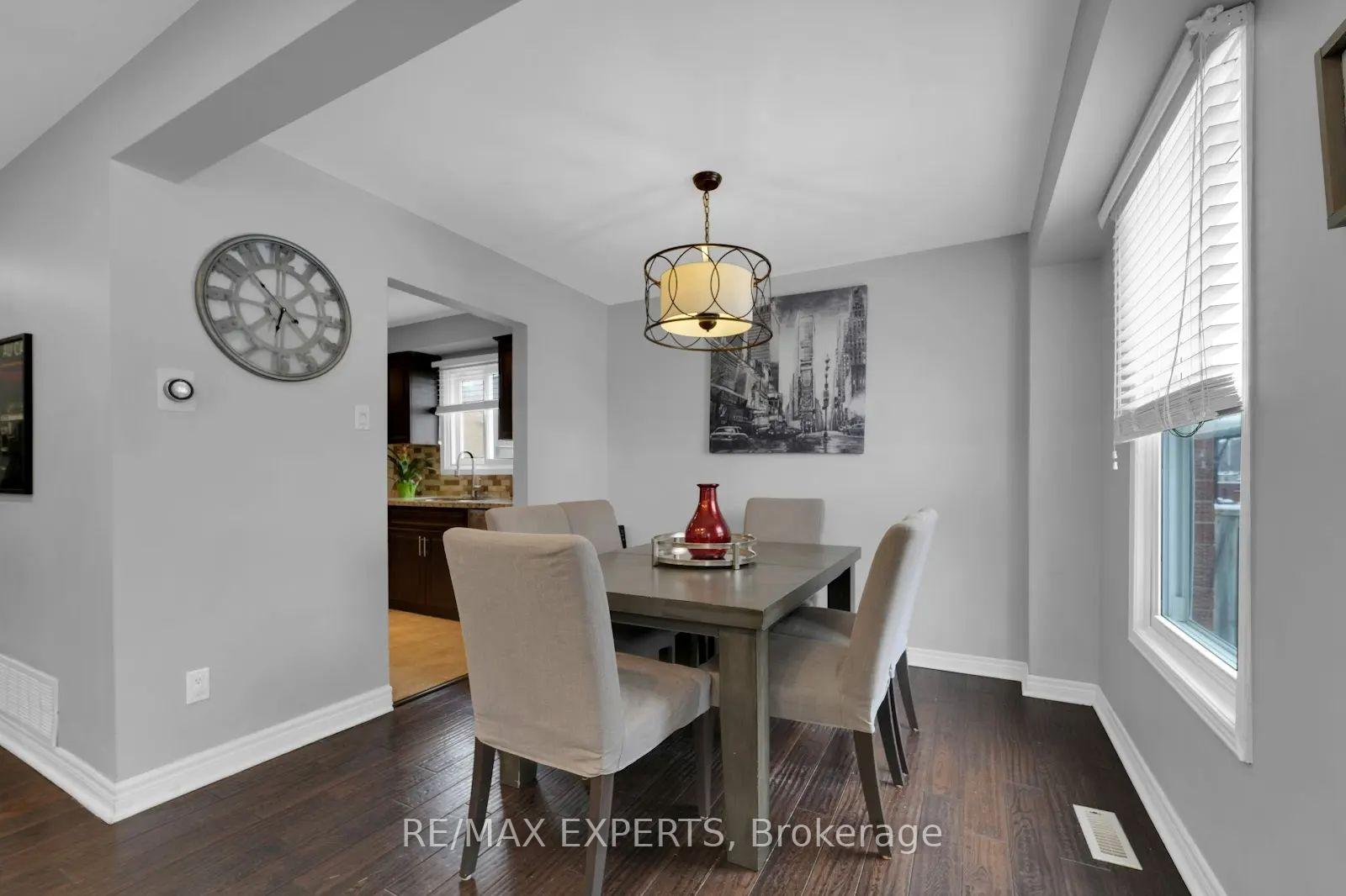 Photo 12 of 10 Cassander Crescent, Brampton, Heart Lake East — HOMEH