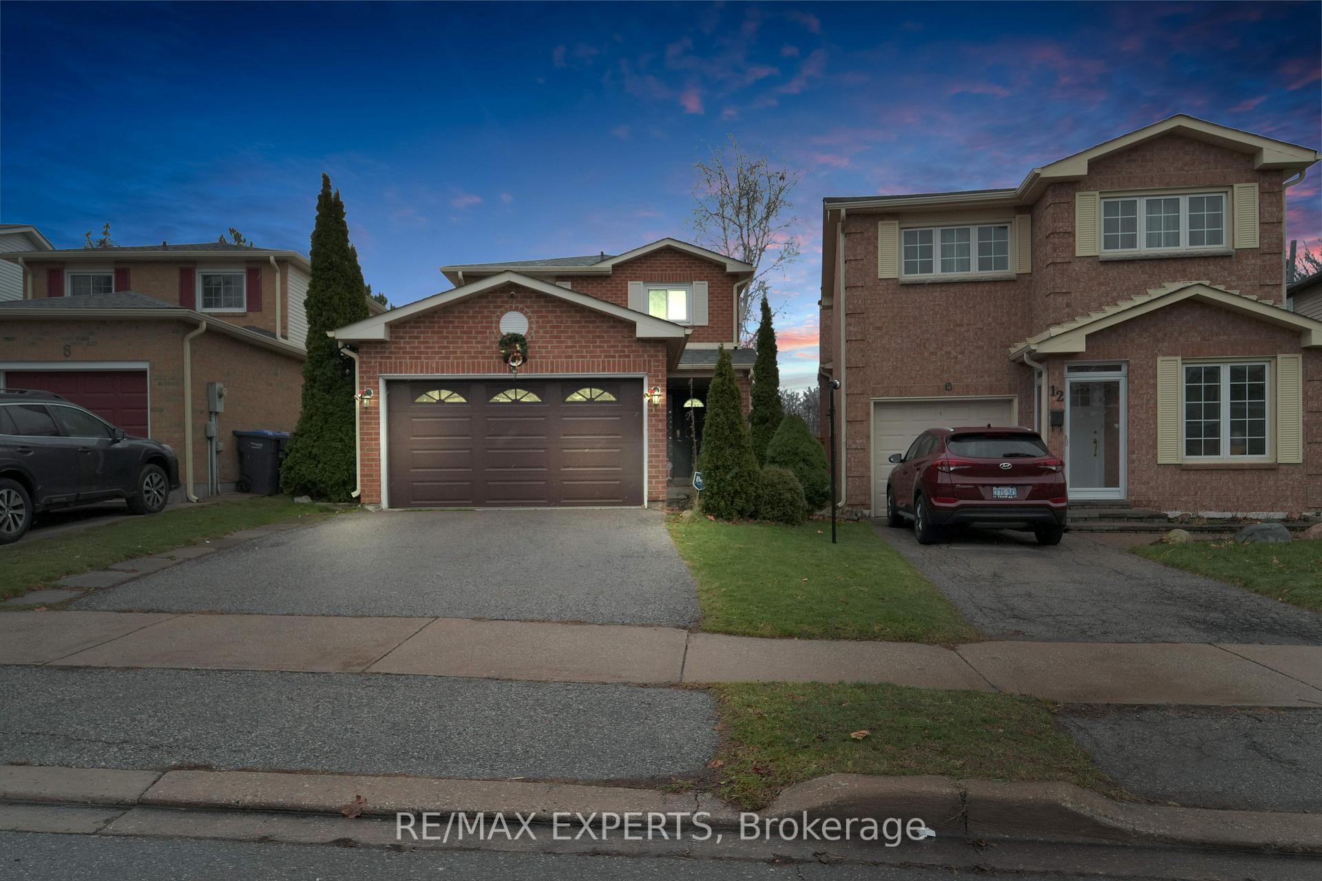 Photo 1 of 10 Cassander Crescent, Brampton, Heart Lake East — HOMEH
