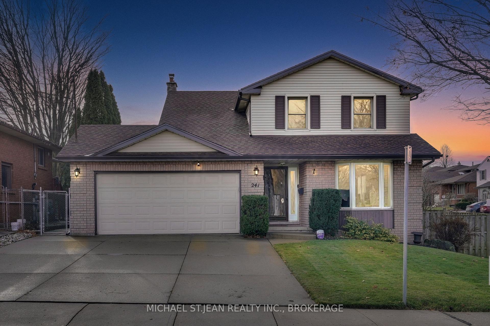Photo 1 of 241 Bonaventure Drive, Hamilton, Gilbert — HOMEH