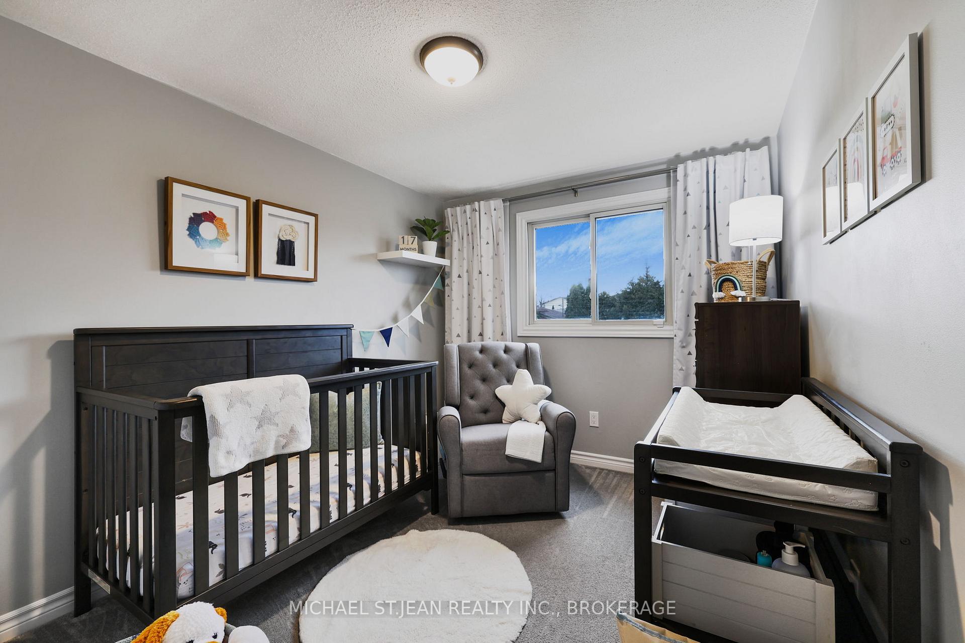 Photo 26 of 241 Bonaventure Drive, Hamilton, Gilbert — HOMEH