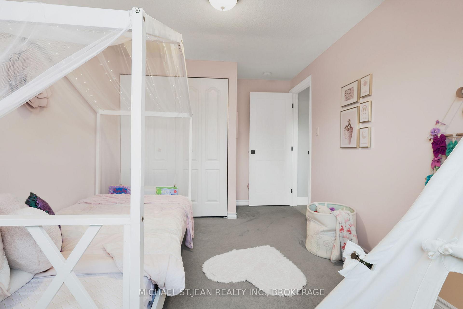 Photo 28 of 241 Bonaventure Drive, Hamilton, Gilbert — HOMEH