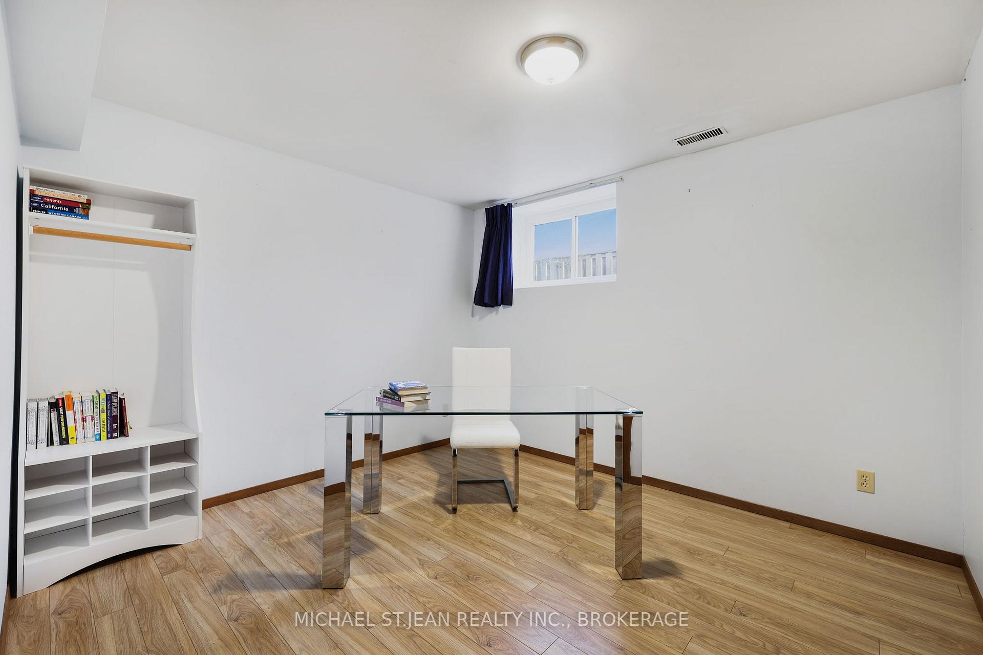 Photo 31 of 241 Bonaventure Drive, Hamilton, Gilbert — HOMEH