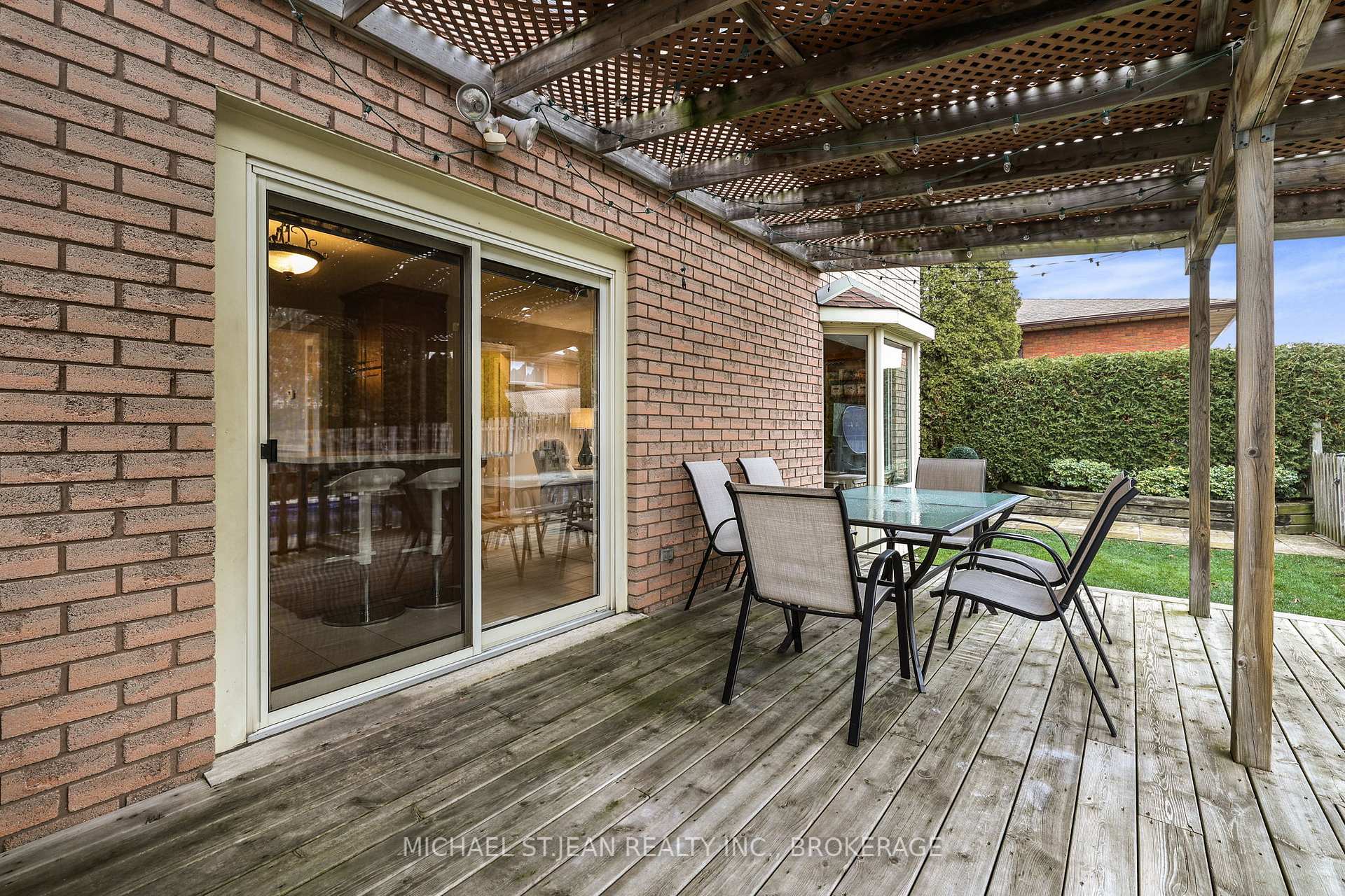 Photo 37 of 241 Bonaventure Drive, Hamilton, Gilbert — HOMEH