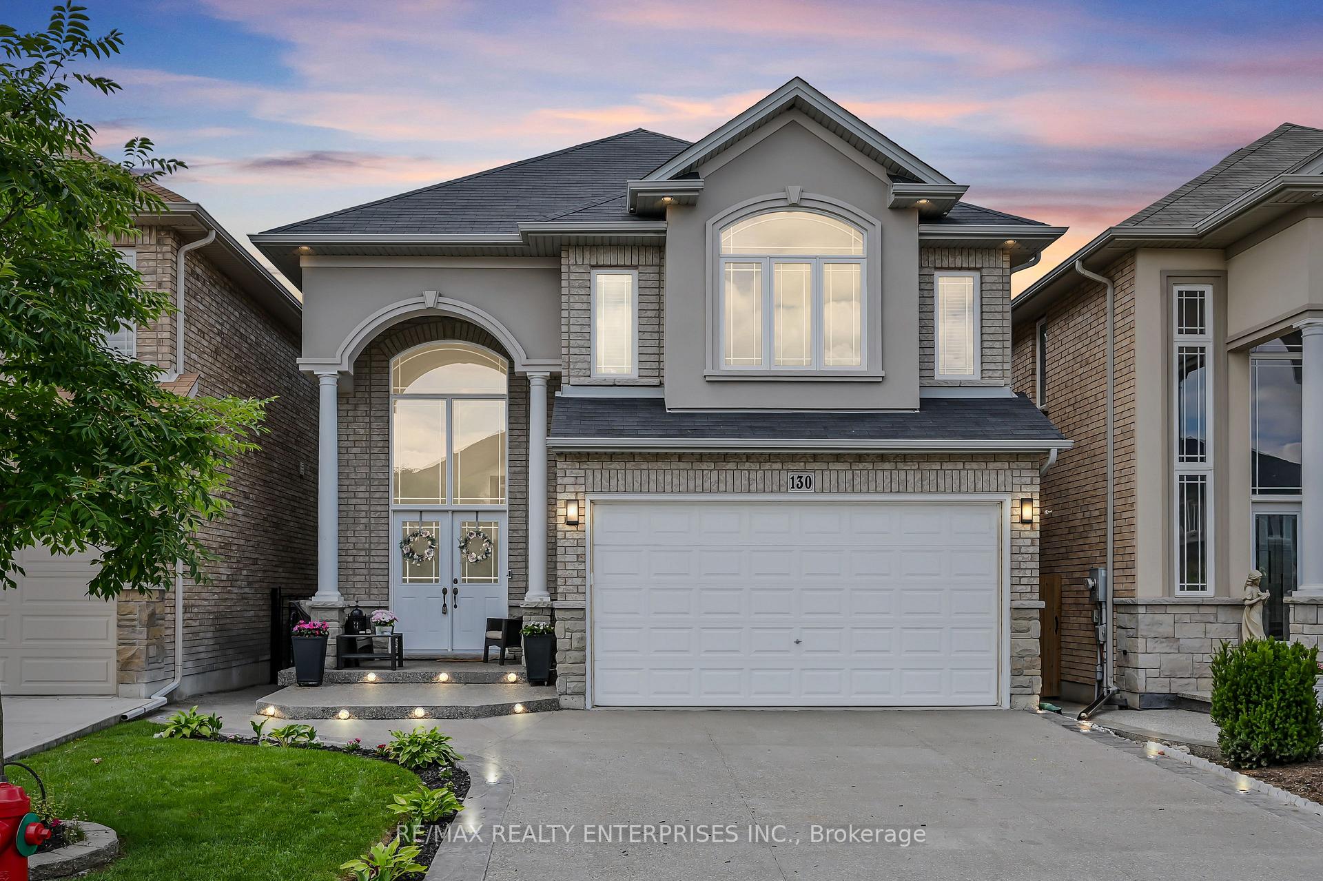 Front of 130 Chartwell Circle