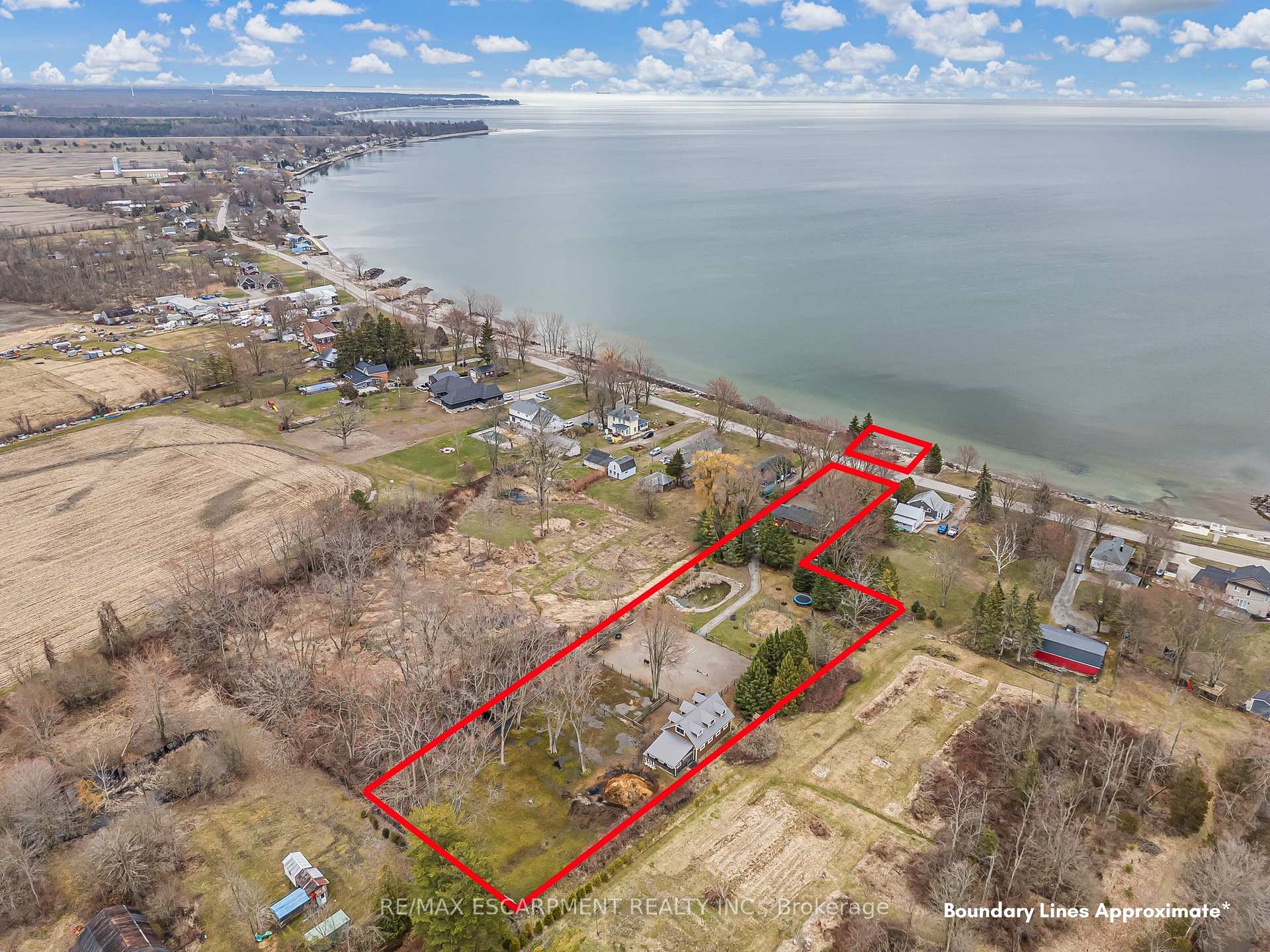 Photo 1 of 2811 North Shore Drive, Haldimand, Dunnville — HOMEH