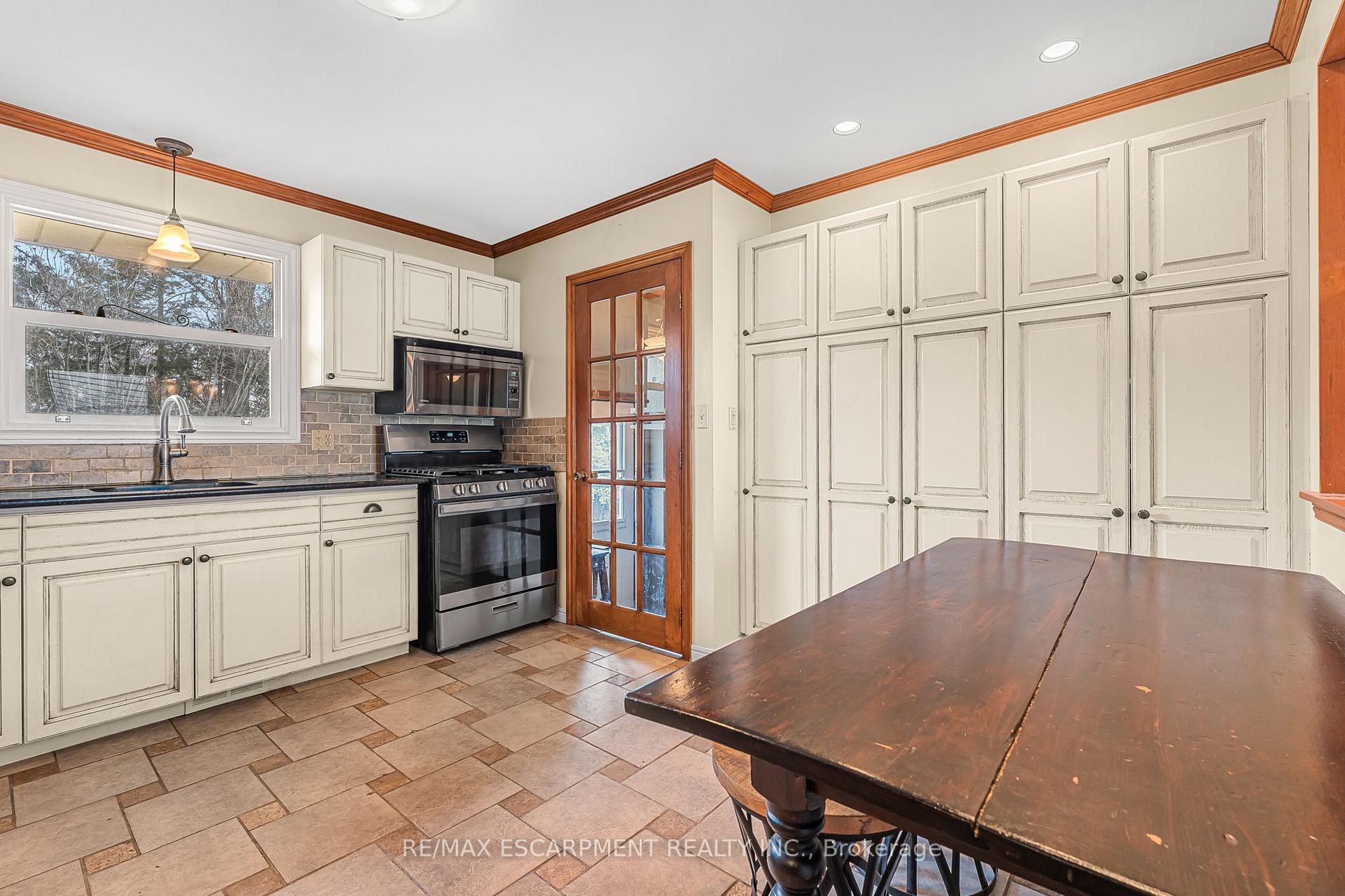 Photo 15 of 2811 North Shore Drive, Haldimand, Dunnville — HOMEH