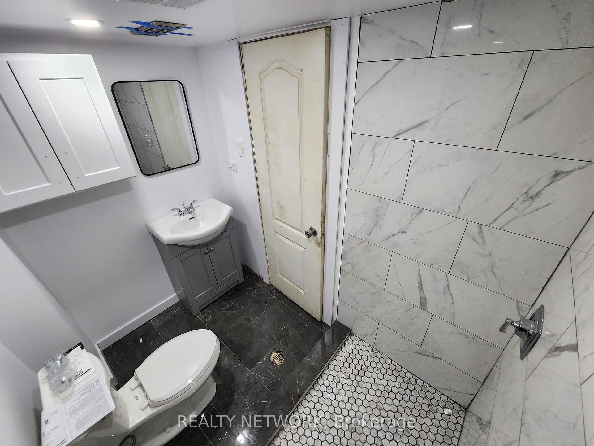 Photo 7 of 25 West 3rd Street, Hamilton, Southam — HOMEH