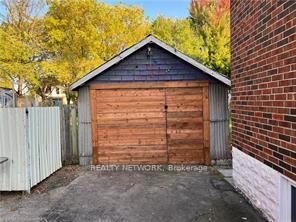 Photo 16 of 25 West 3rd Street, Hamilton, Southam — HOMEH