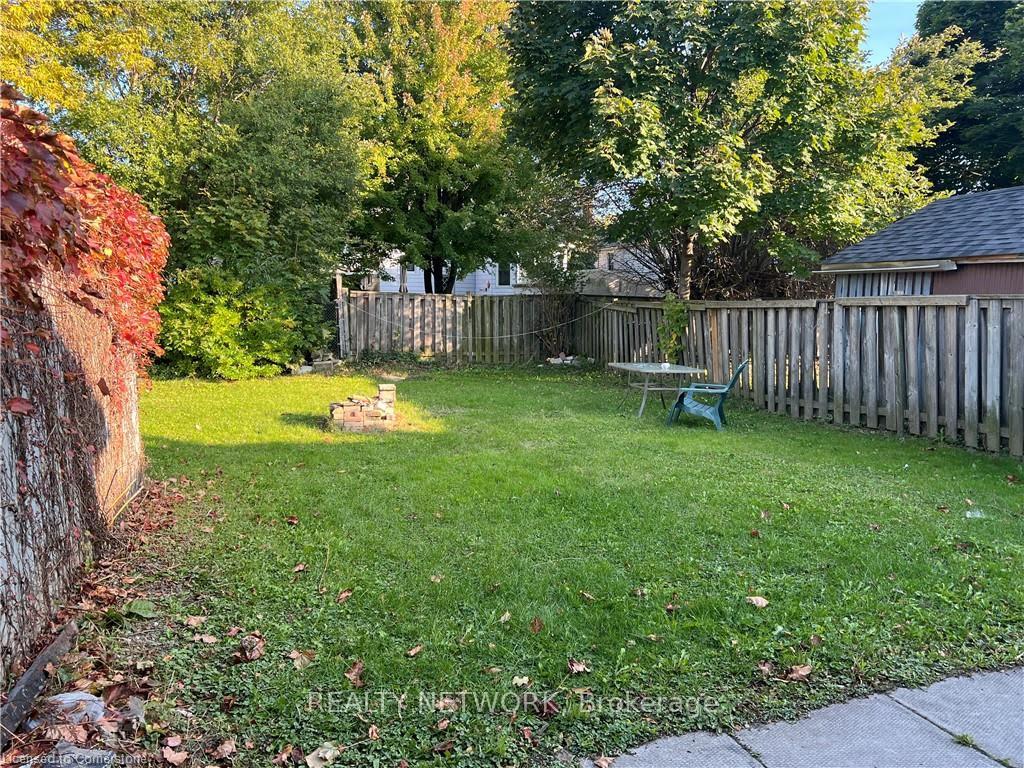 Photo 19 of 25 West 3rd Street, Hamilton, Southam — HOMEH