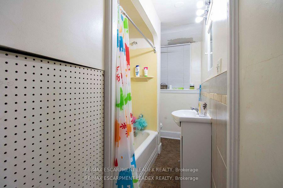 Photo 22 of 417 King Street W, Hamilton, Strathcona — HOMEH
