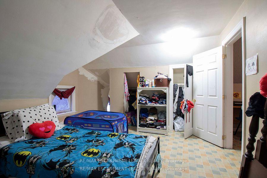 Photo 33 of 417 King Street W, Hamilton, Strathcona — HOMEH