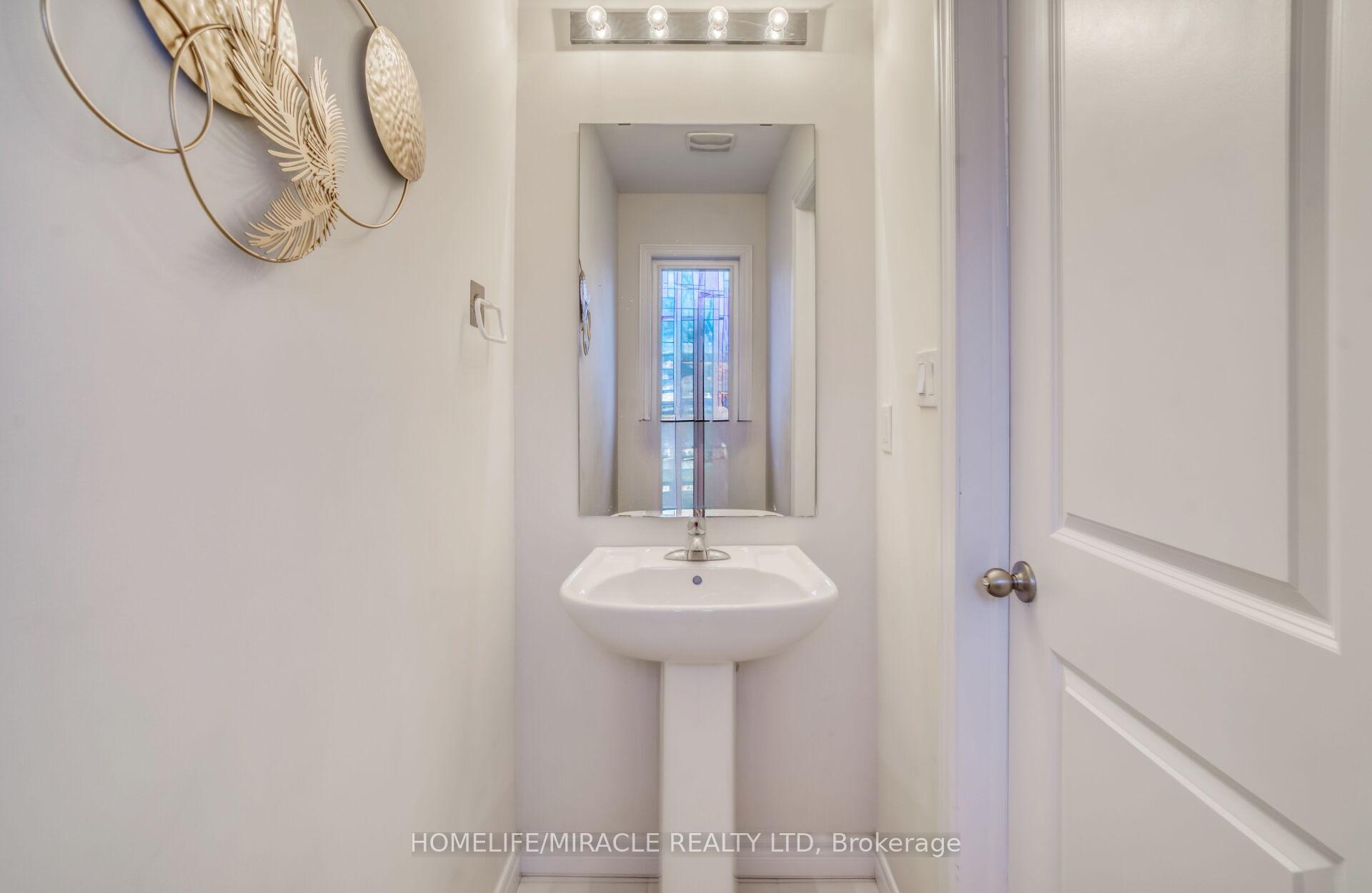 Photo 4 of 19 Pinot Crescent, Hamilton, Winona — HOMEH