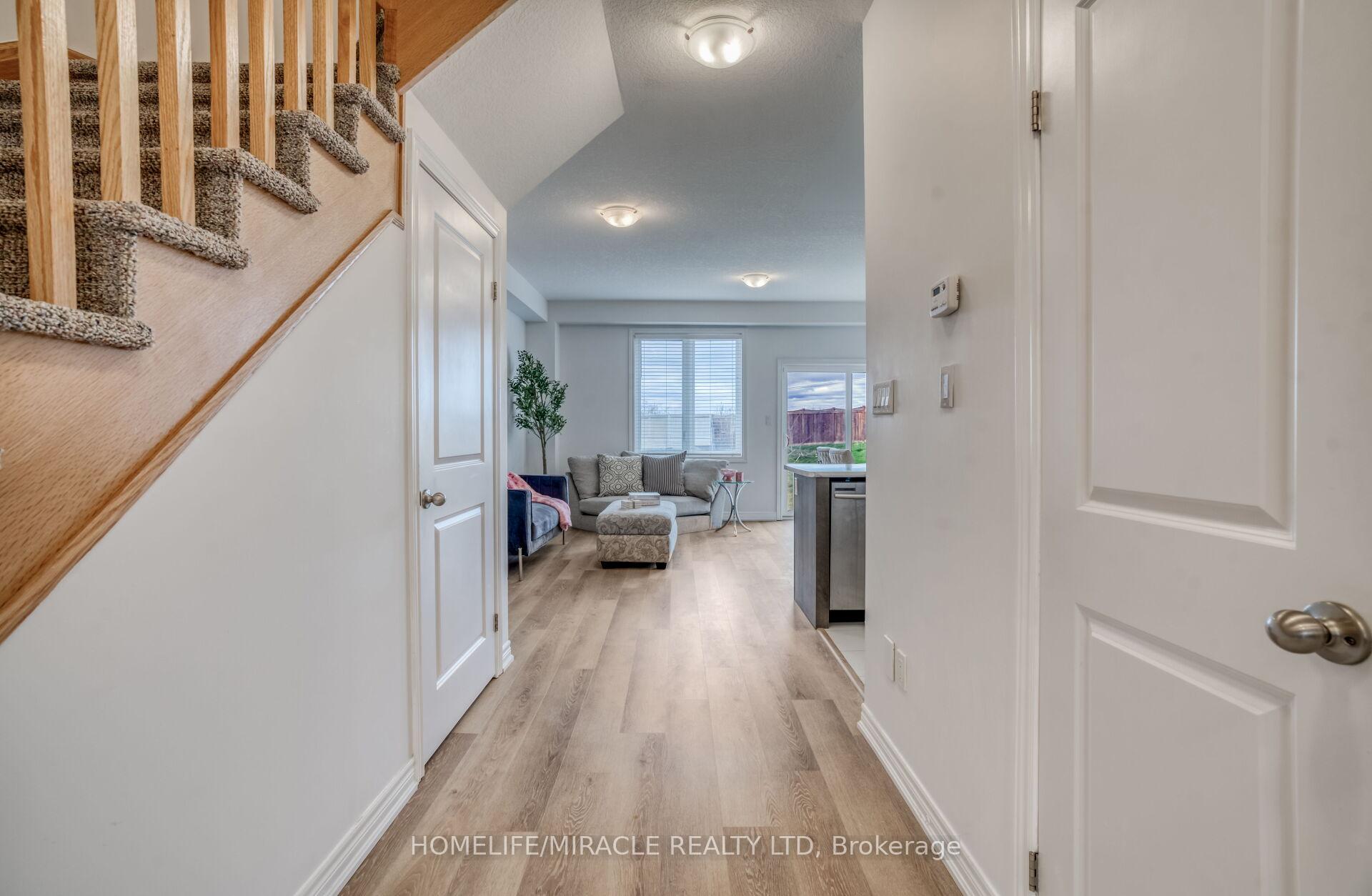 Photo 9 of 19 Pinot Crescent, Hamilton, Winona — HOMEH