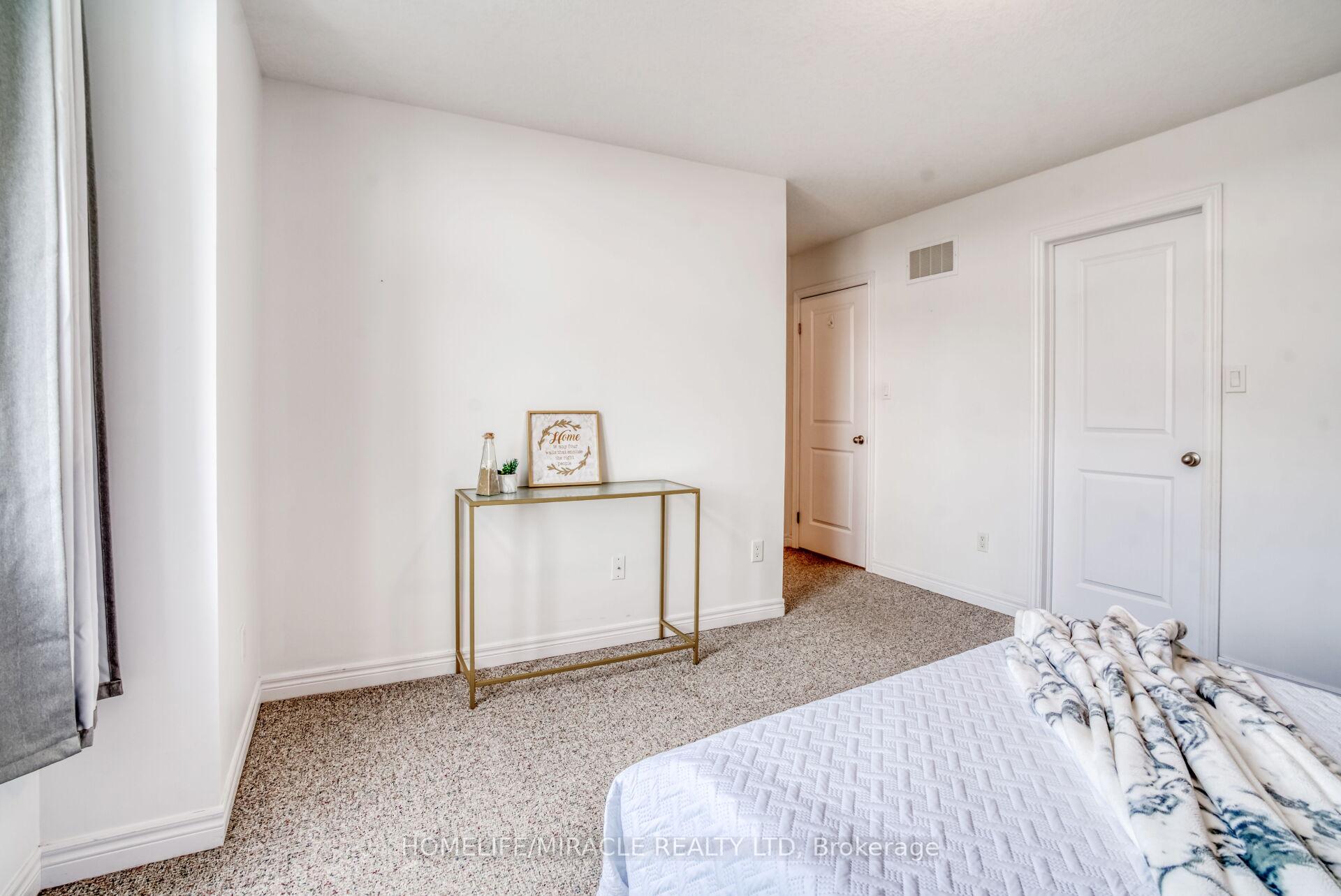 Photo 21 of 19 Pinot Crescent, Hamilton, Winona — HOMEH