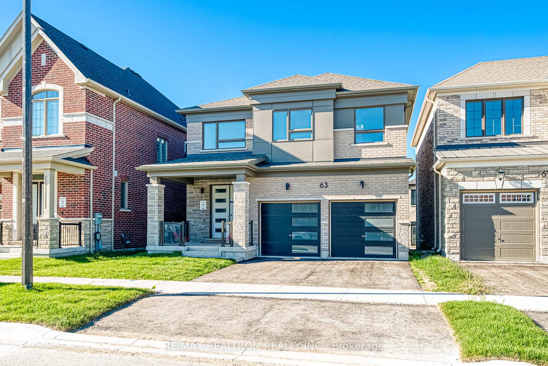 Photo 1 of 63 Greenridge Crescent, Markham, Victoria Square — HOMEH