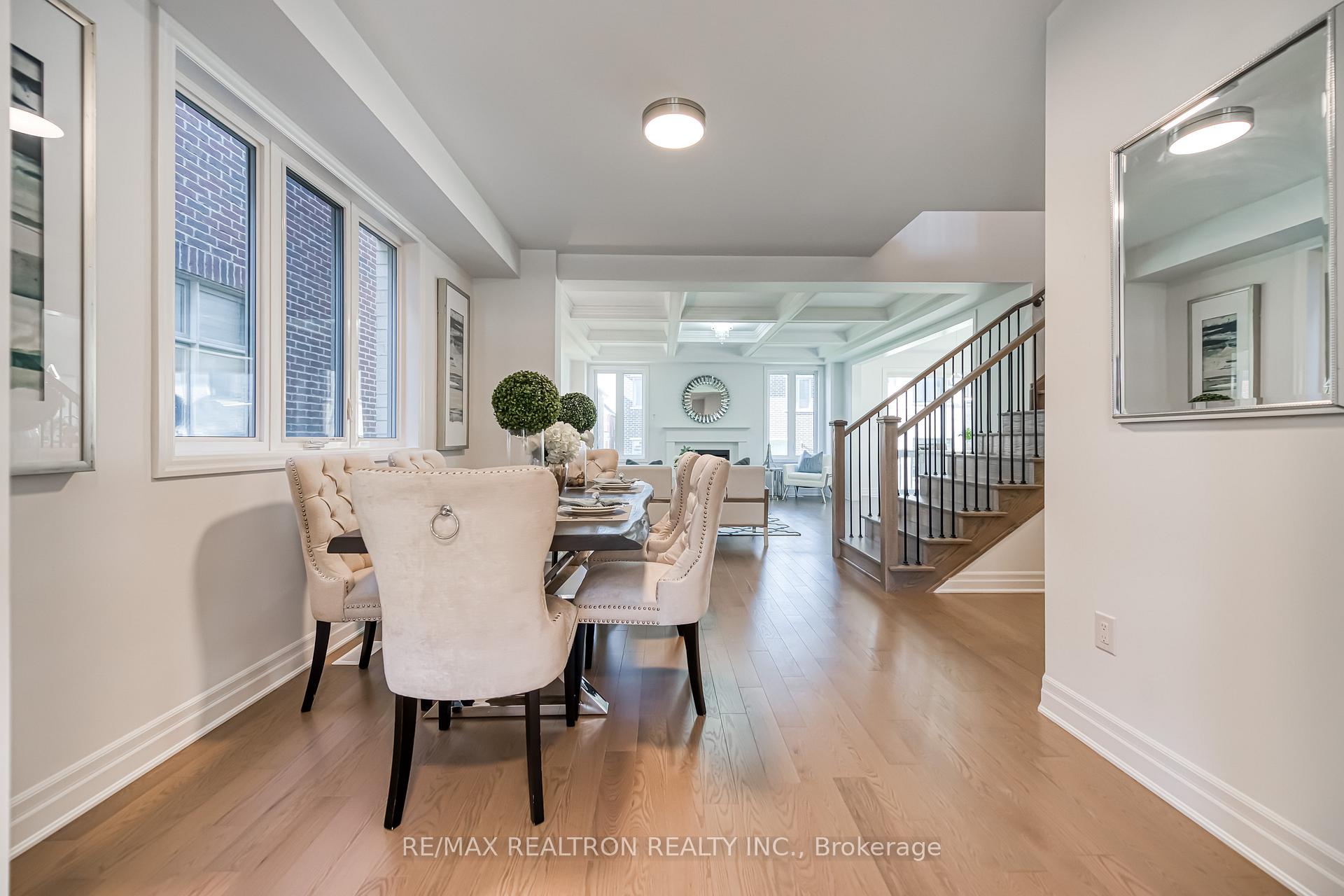 Photo 8 of 63 Greenridge Crescent, Markham, Victoria Square — HOMEH