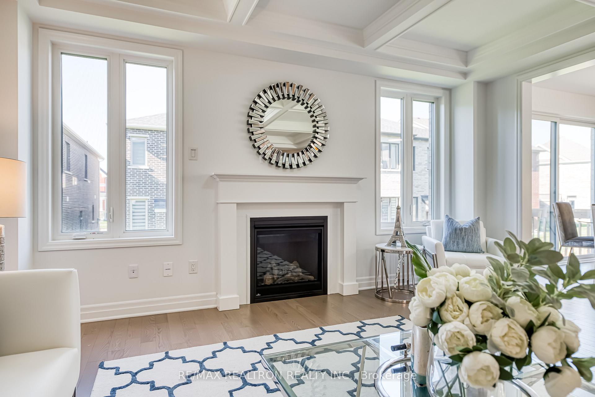 Photo 17 of 63 Greenridge Crescent, Markham, Victoria Square — HOMEH