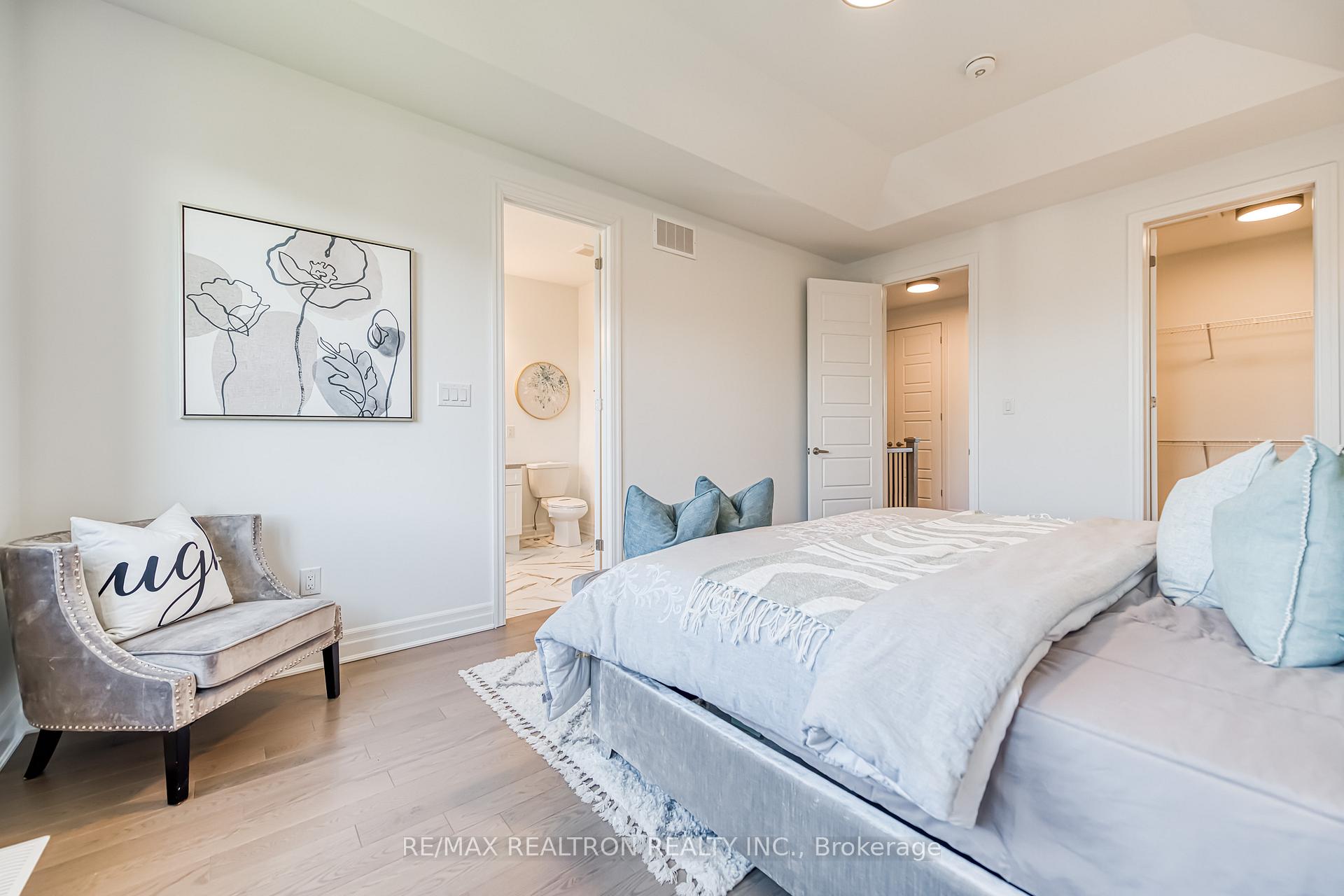 Photo 46 of 63 Greenridge Crescent, Markham, Victoria Square — HOMEH