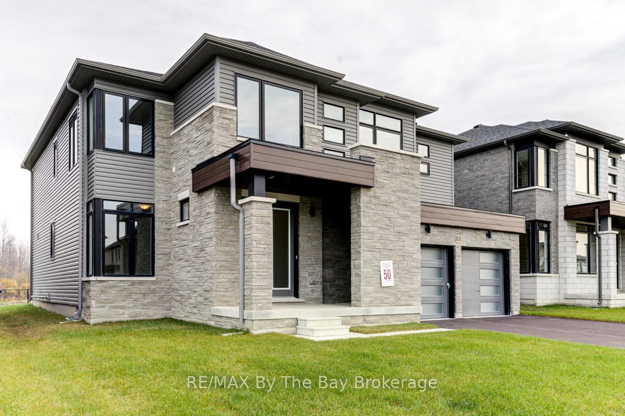 Photo 1 of 20 Rosanne Circle, Wasaga Beach — HOMEH