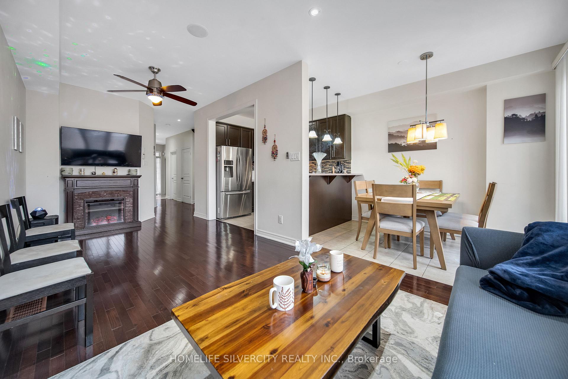 Photo 8 of 7 Pendulum Circle N, Brampton, Sandringham-Wellington — HOMEH