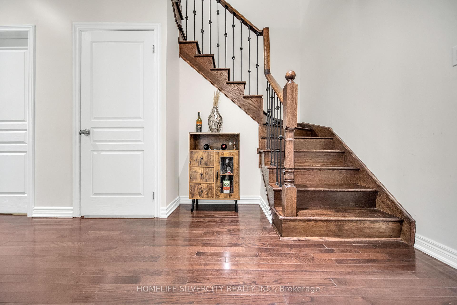 Photo 19 of 7 Pendulum Circle N, Brampton, Sandringham-Wellington — HOMEH