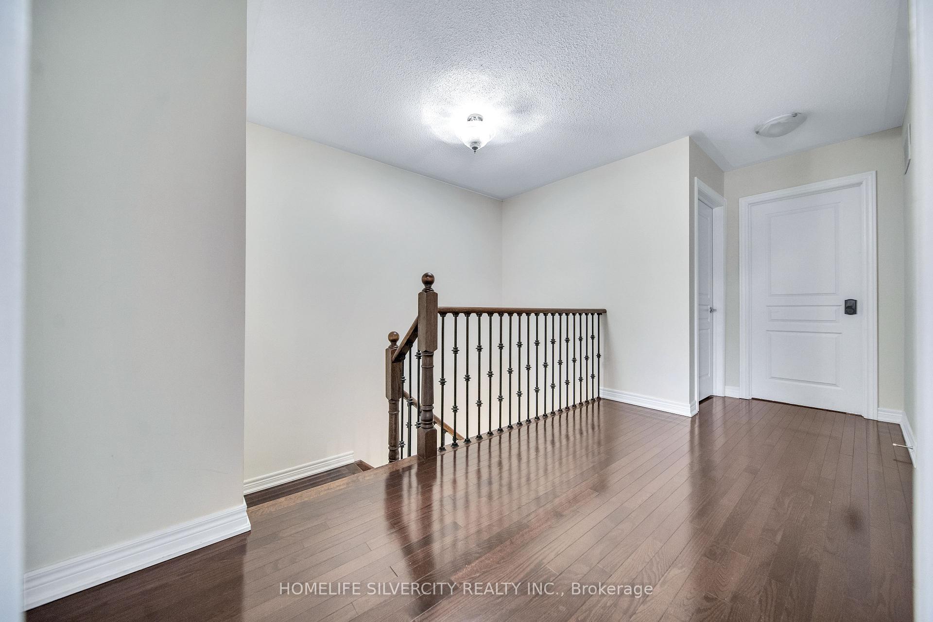 Photo 22 of 7 Pendulum Circle N, Brampton, Sandringham-Wellington — HOMEH