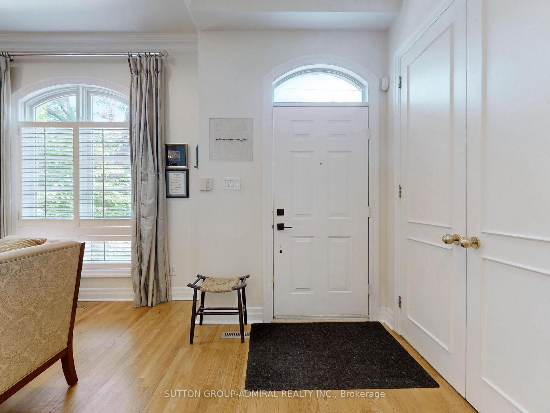 Photo 3 of 487 Lytton Boulevard, Toronto, Bedford Park-Nortown — HOMEH