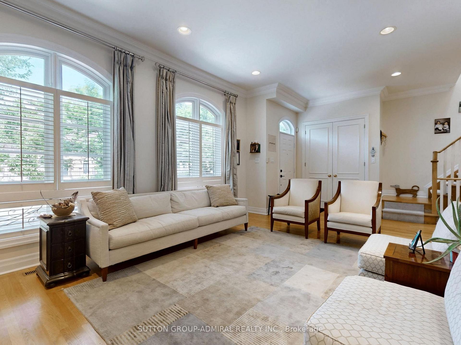 Photo 7 of 487 Lytton Boulevard, Toronto, Bedford Park-Nortown — HOMEH