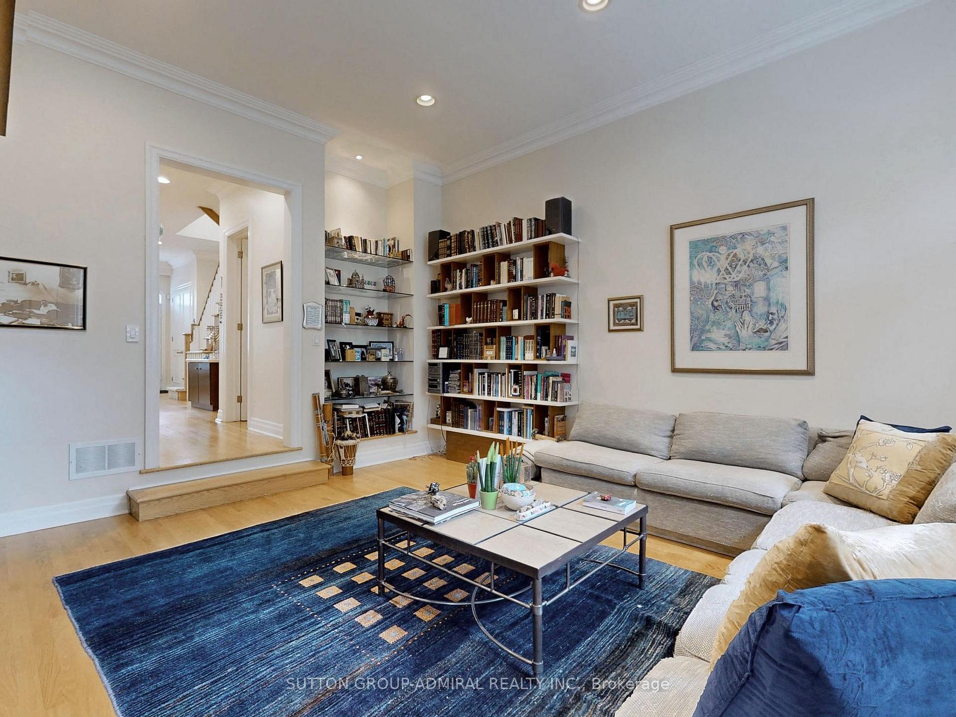 Photo 9 of 487 Lytton Boulevard, Toronto, Bedford Park-Nortown — HOMEH