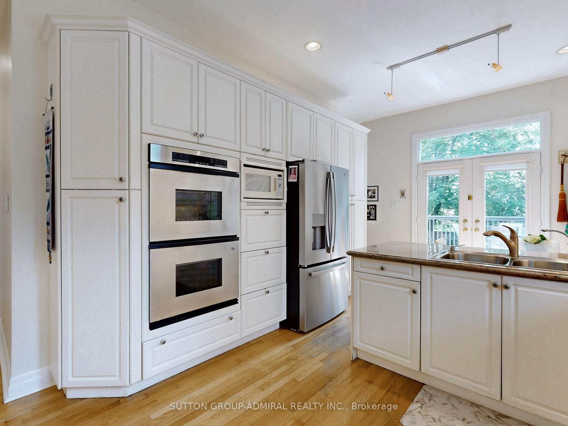 Photo 34 of 487 Lytton Boulevard, Toronto, Bedford Park-Nortown — HOMEH