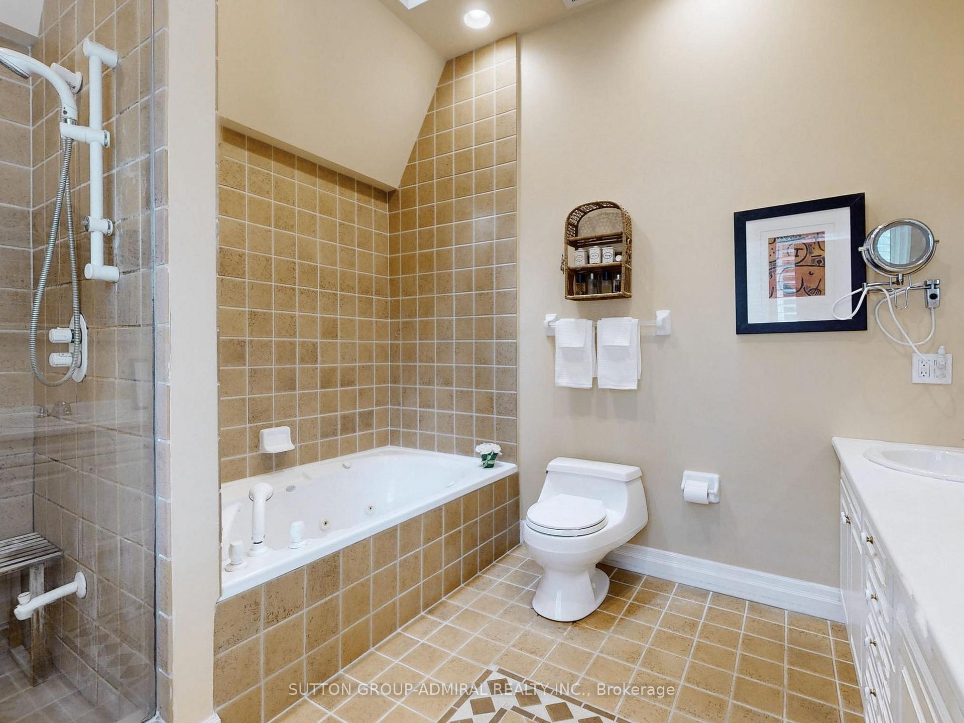 Photo 22 of 487 Lytton Boulevard, Toronto, Bedford Park-Nortown — HOMEH