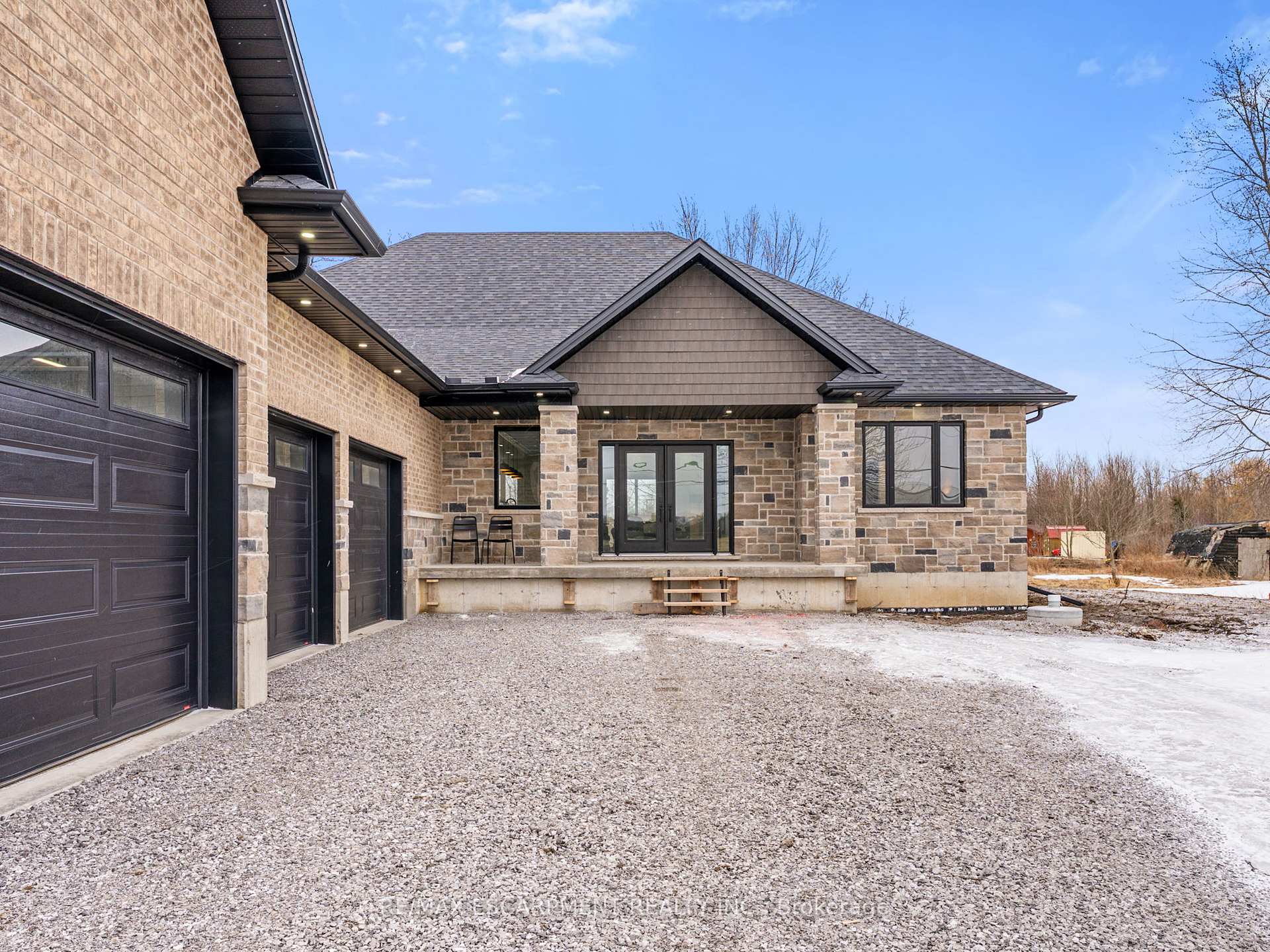 Photo 28 of 804 South Coast Drive, Haldimand — HOMEH