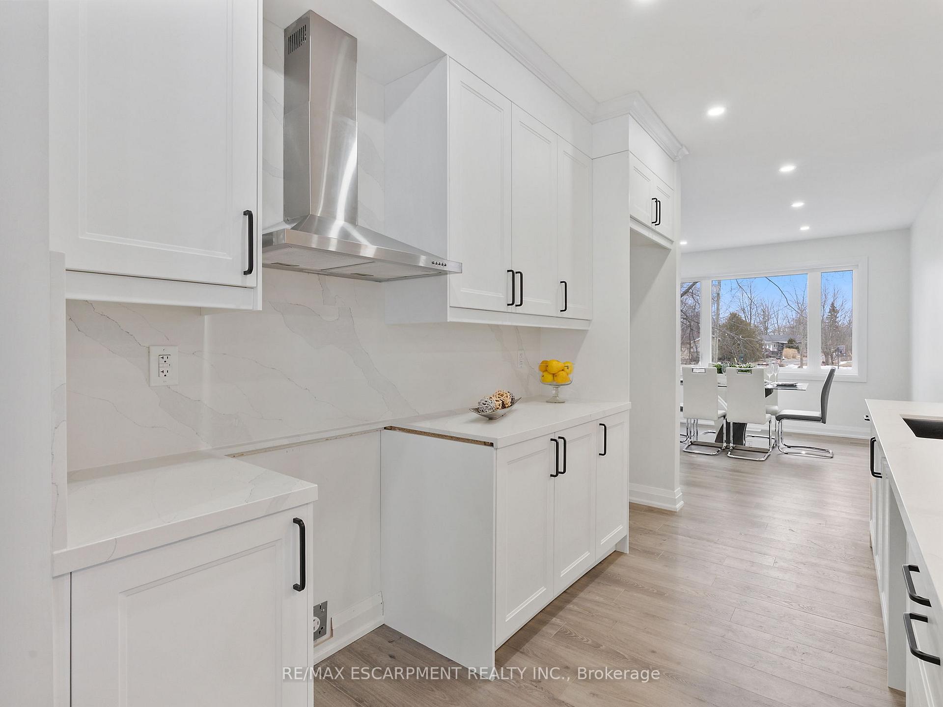 Photo 10 of 804 South Coast Drive, Haldimand — HOMEH