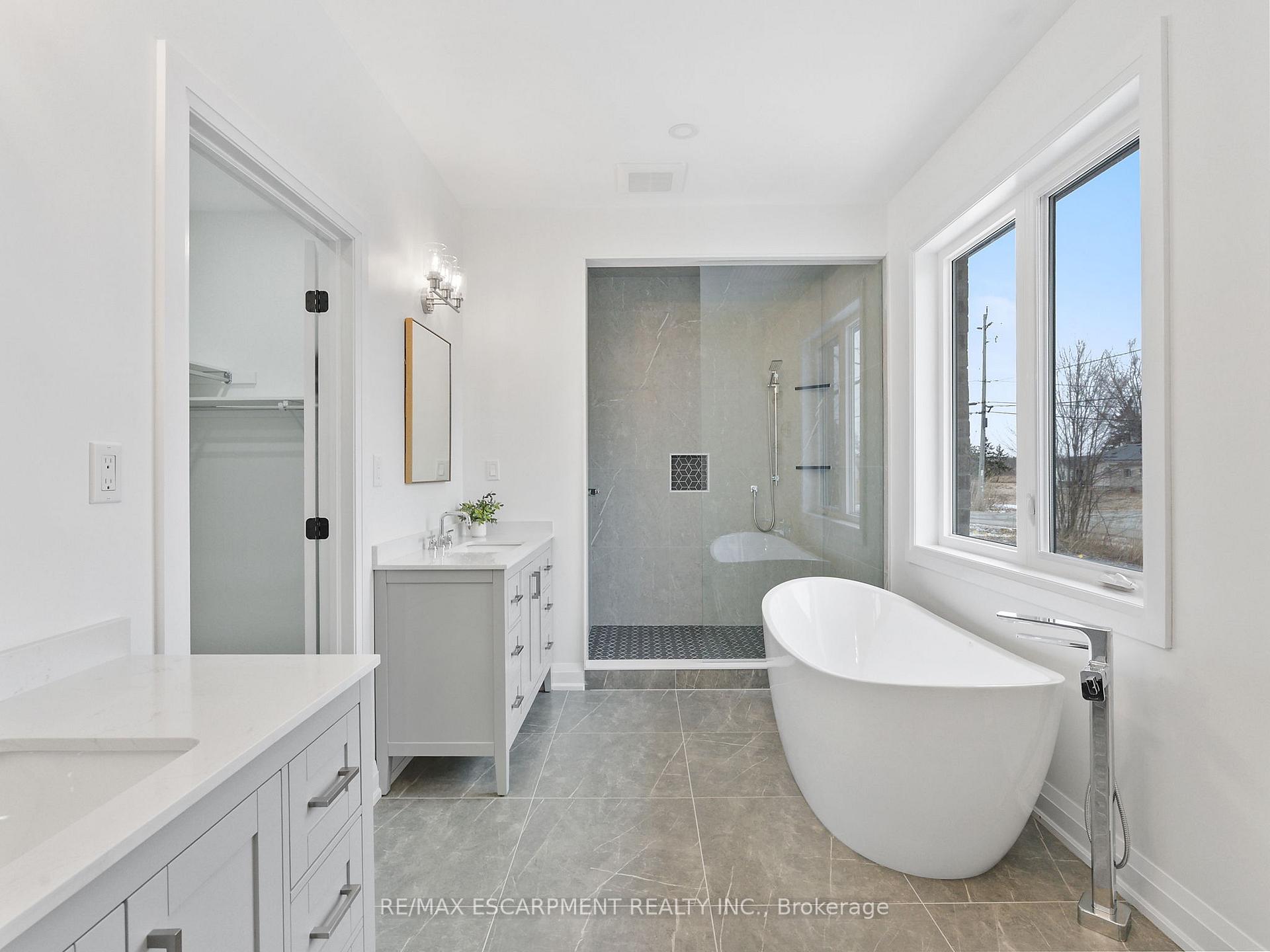Photo 24 of 804 South Coast Drive, Haldimand — HOMEH