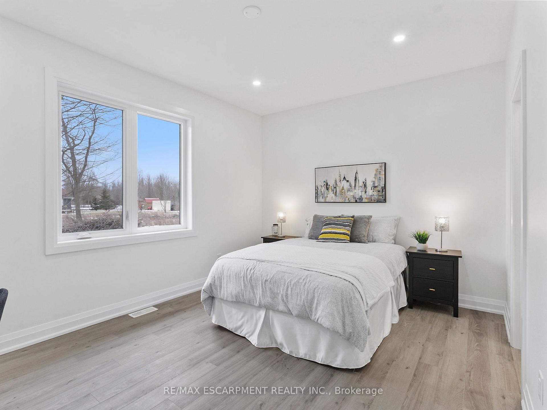 Photo 38 of 804 South Coast Drive, Haldimand — HOMEH