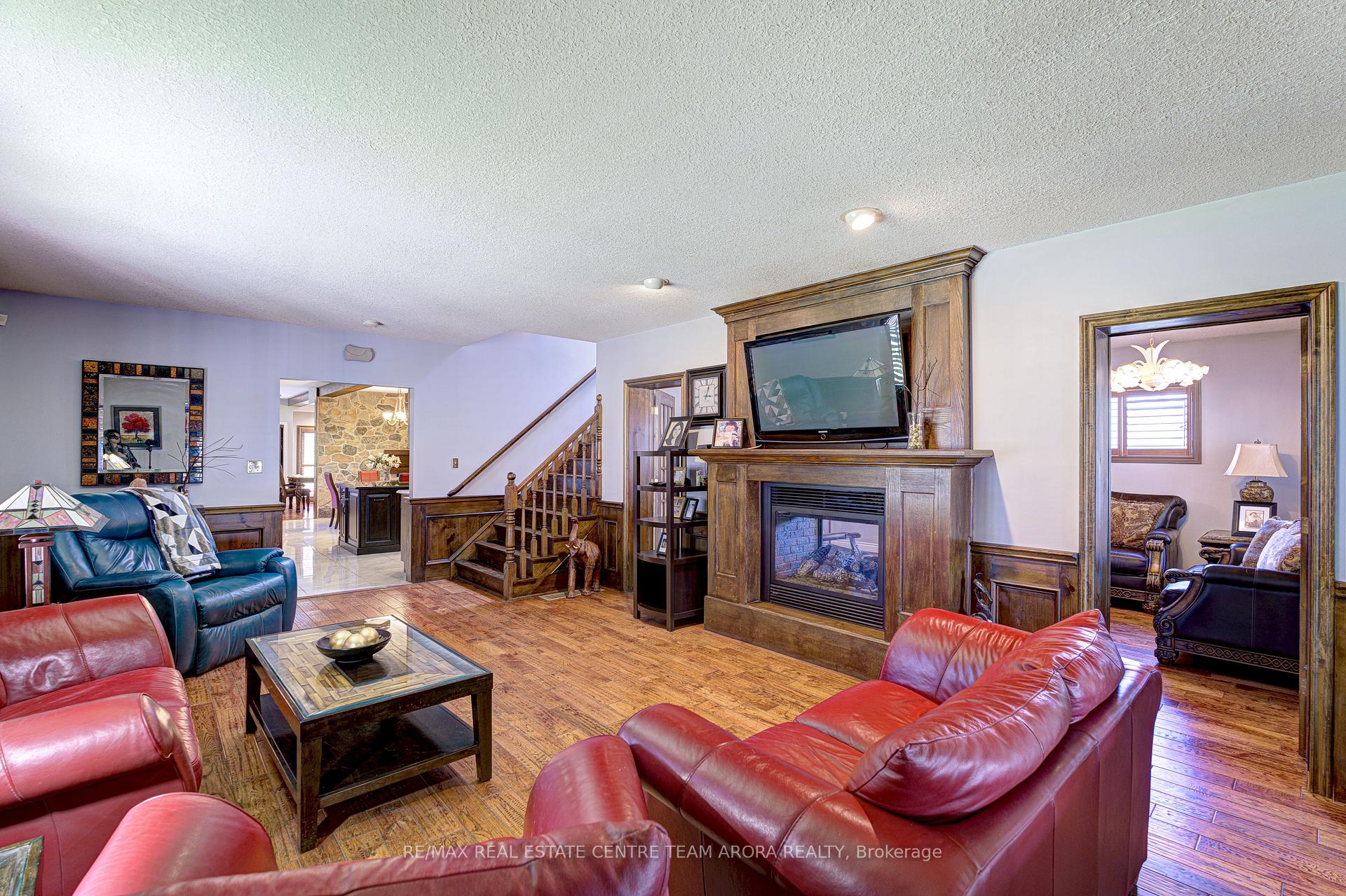 Photo 6 of 345 Freelton Road, Hamilton, Freelton — HOMEH