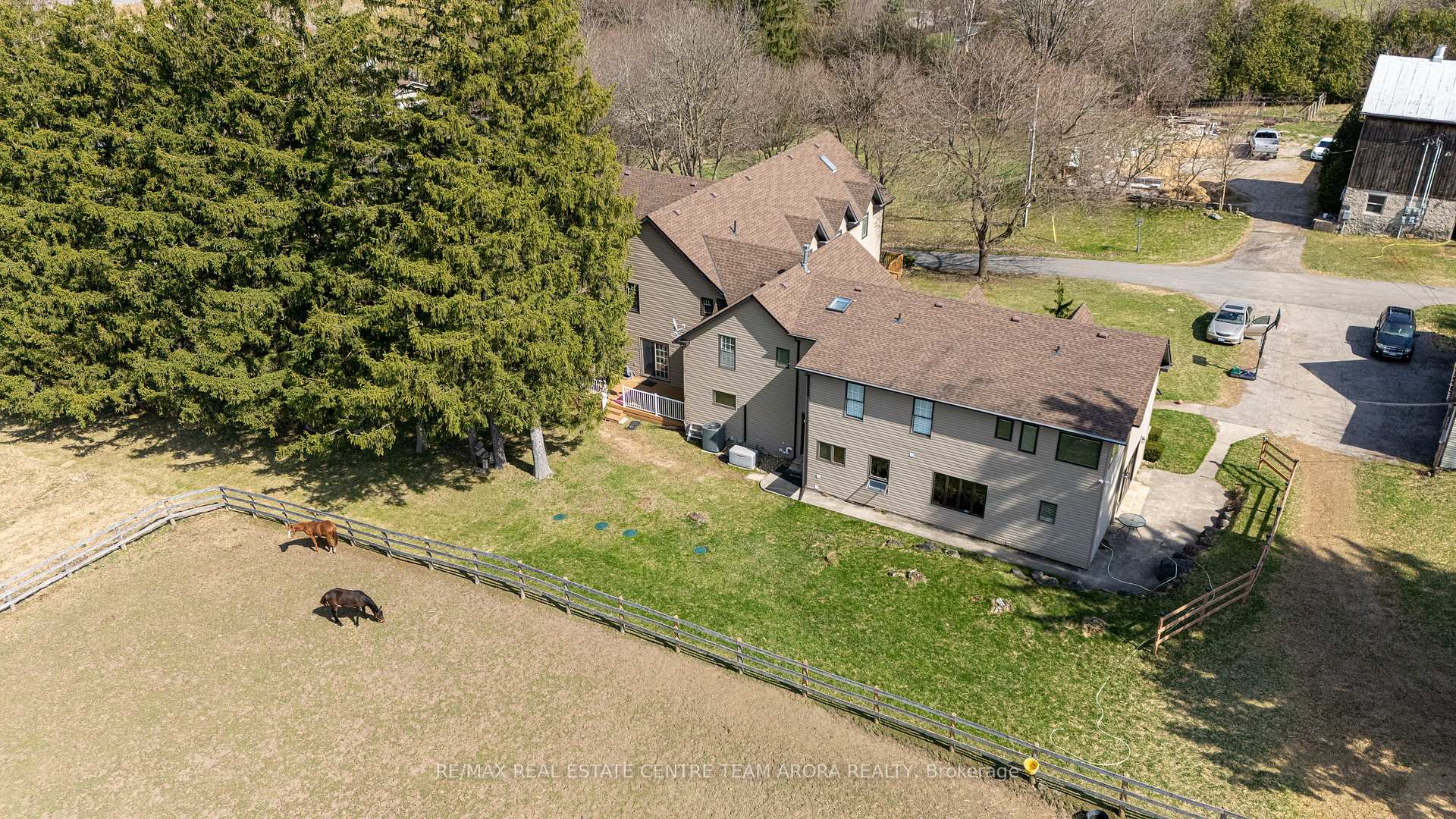 Photo 47 of 345 Freelton Road, Hamilton, Freelton — HOMEH