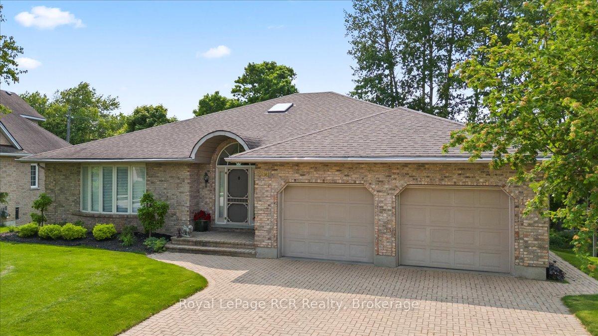 Photo 2 of 284 2nd Avenue, Hanover — HOMEH