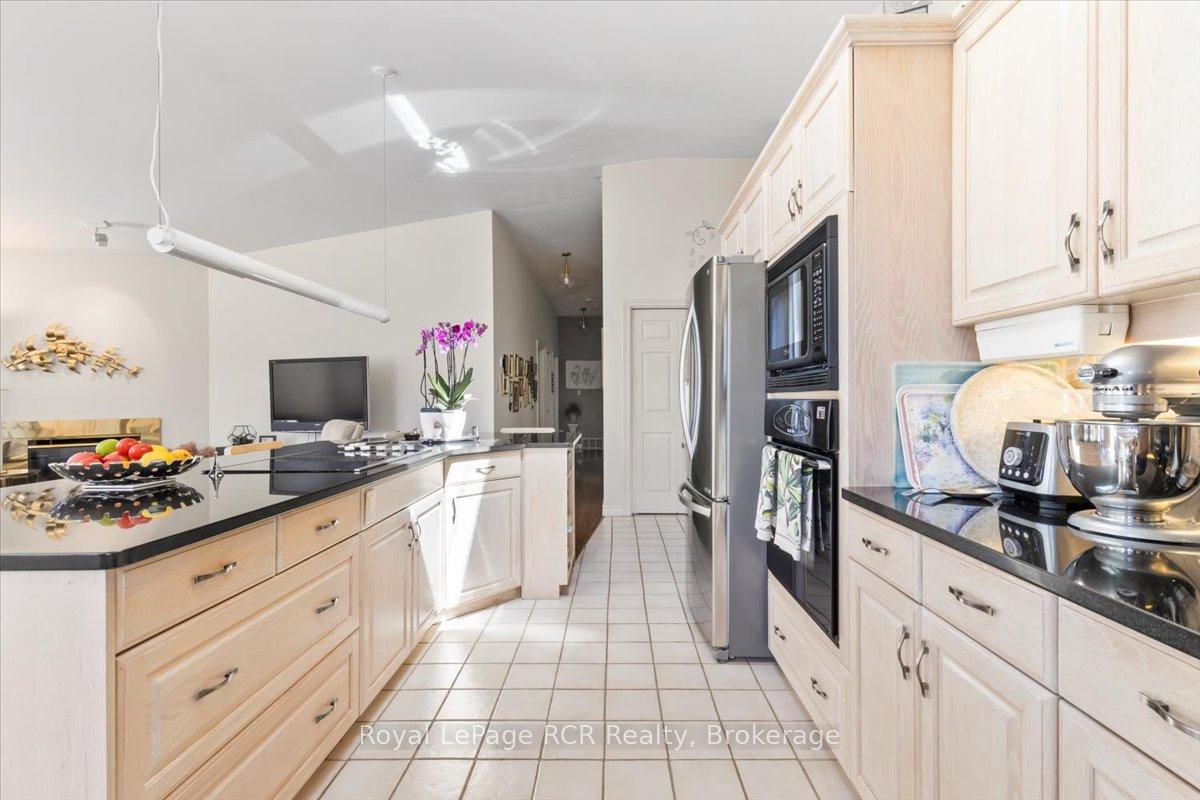 Photo 10 of 284 2nd Avenue, Hanover — HOMEH