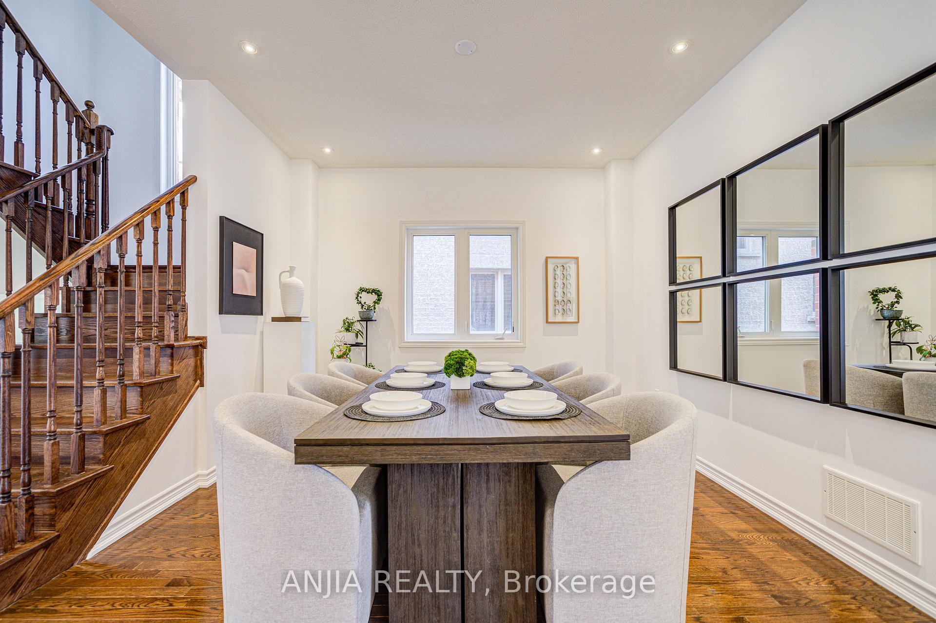 Photo 9 of 2 Beebe Crescent, Markham, Wismer — HOMEH