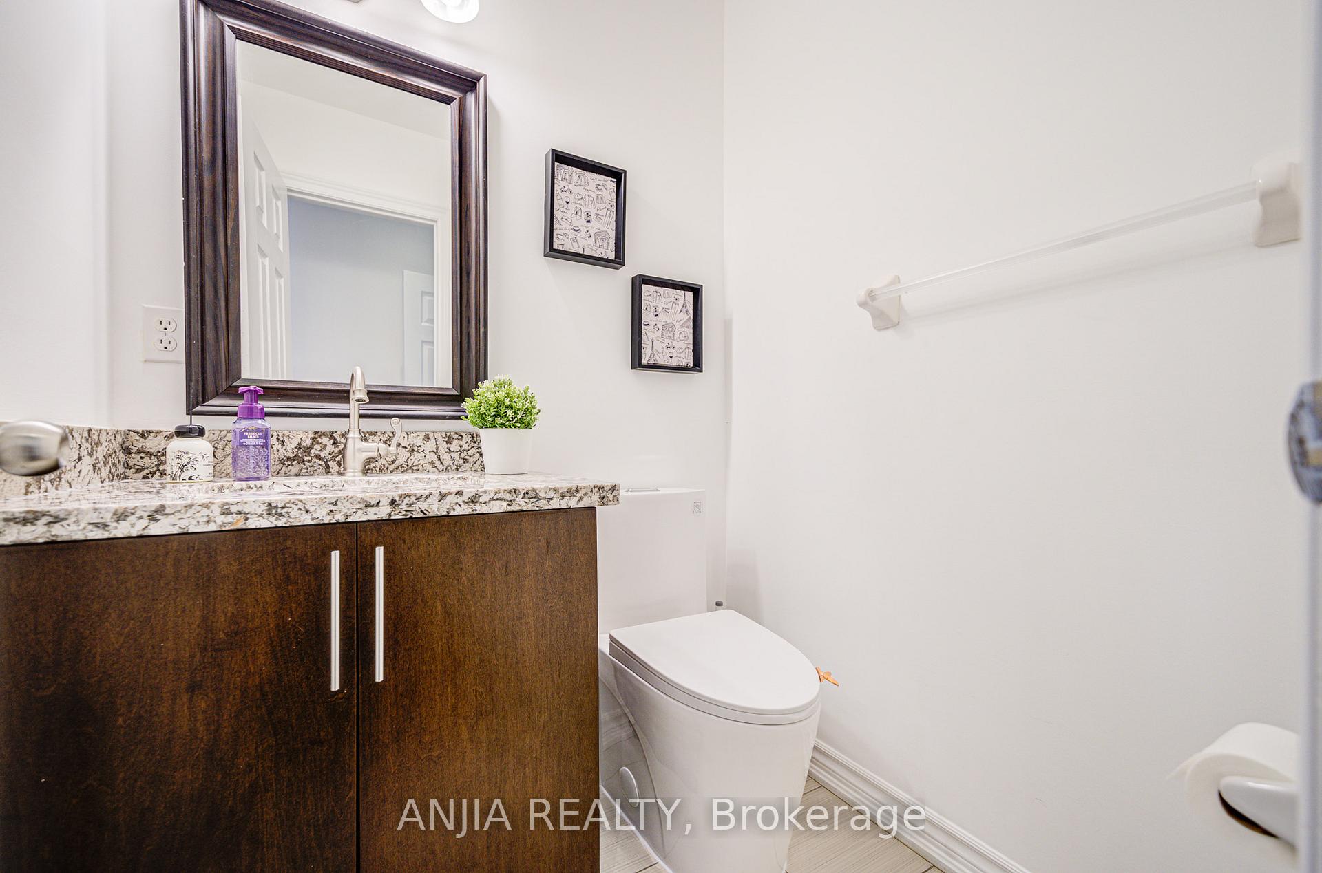 Photo 10 of 2 Beebe Crescent, Markham, Wismer — HOMEH