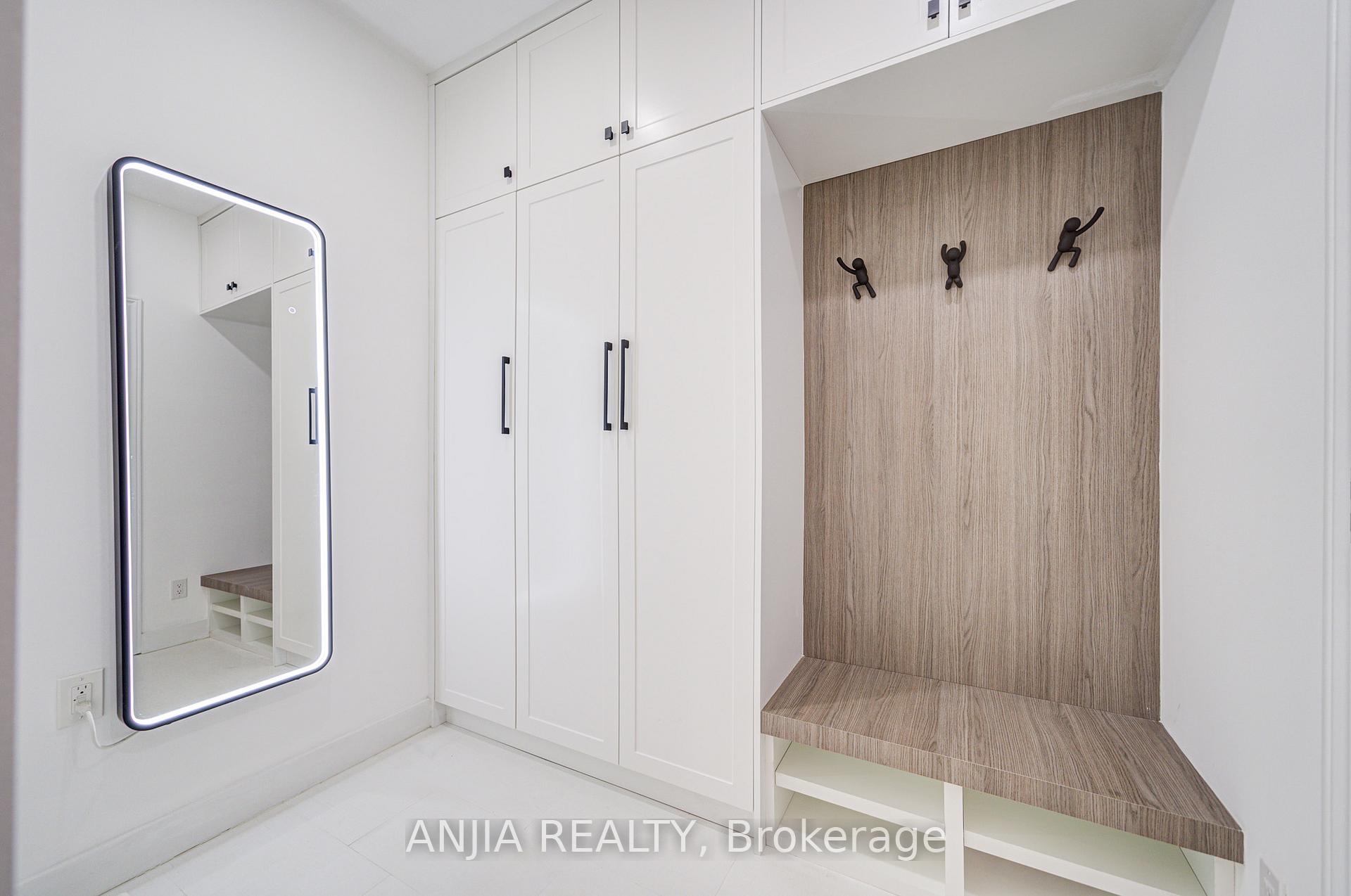 Photo 13 of 2 Beebe Crescent, Markham, Wismer — HOMEH