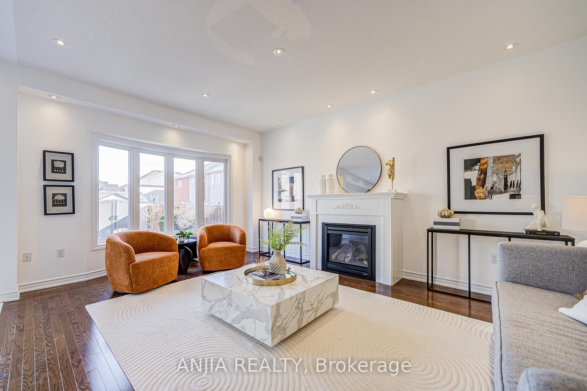 Photo 32 of 2 Beebe Crescent, Markham, Wismer — HOMEH
