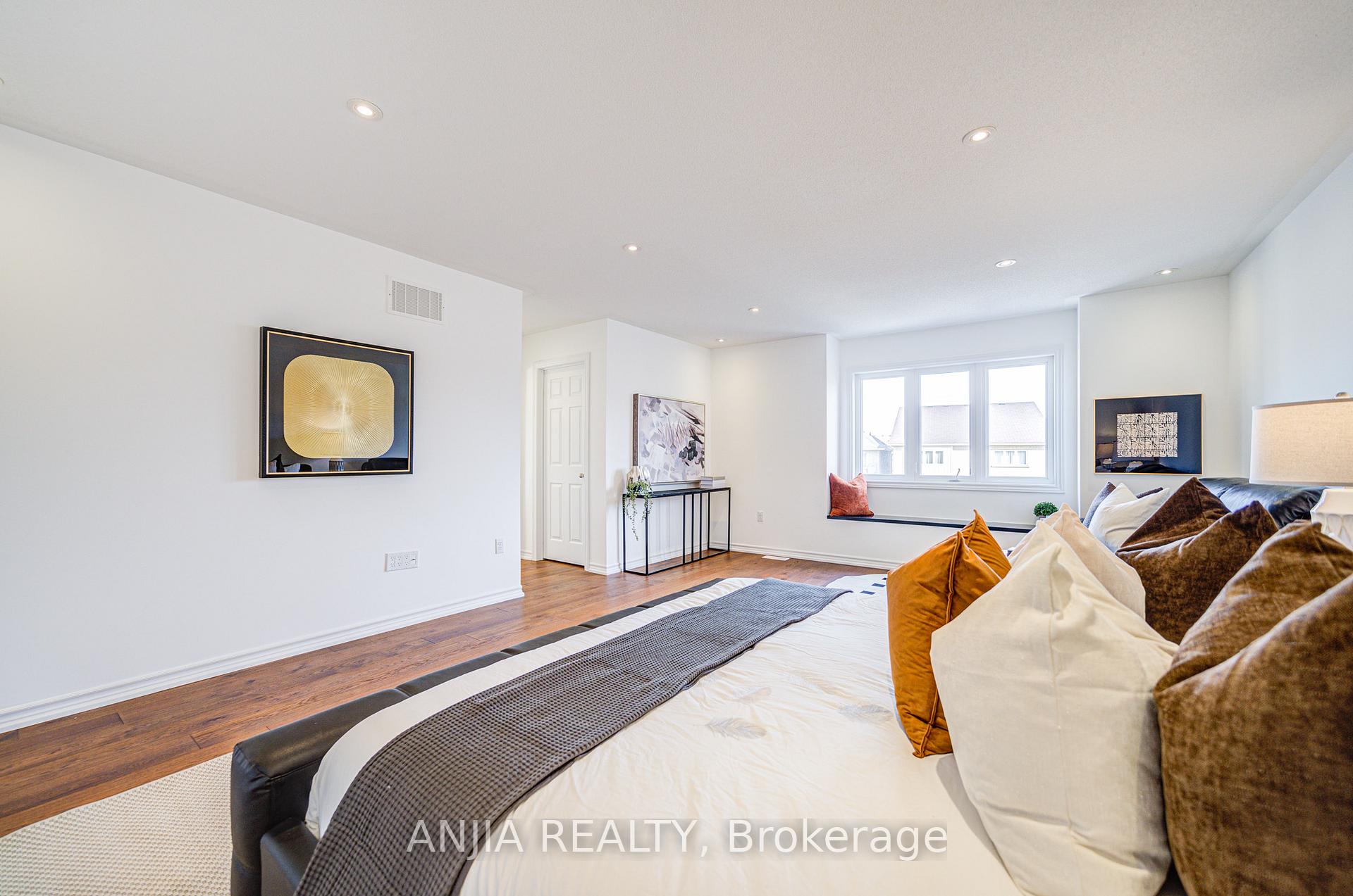 Photo 21 of 2 Beebe Crescent, Markham, Wismer — HOMEH